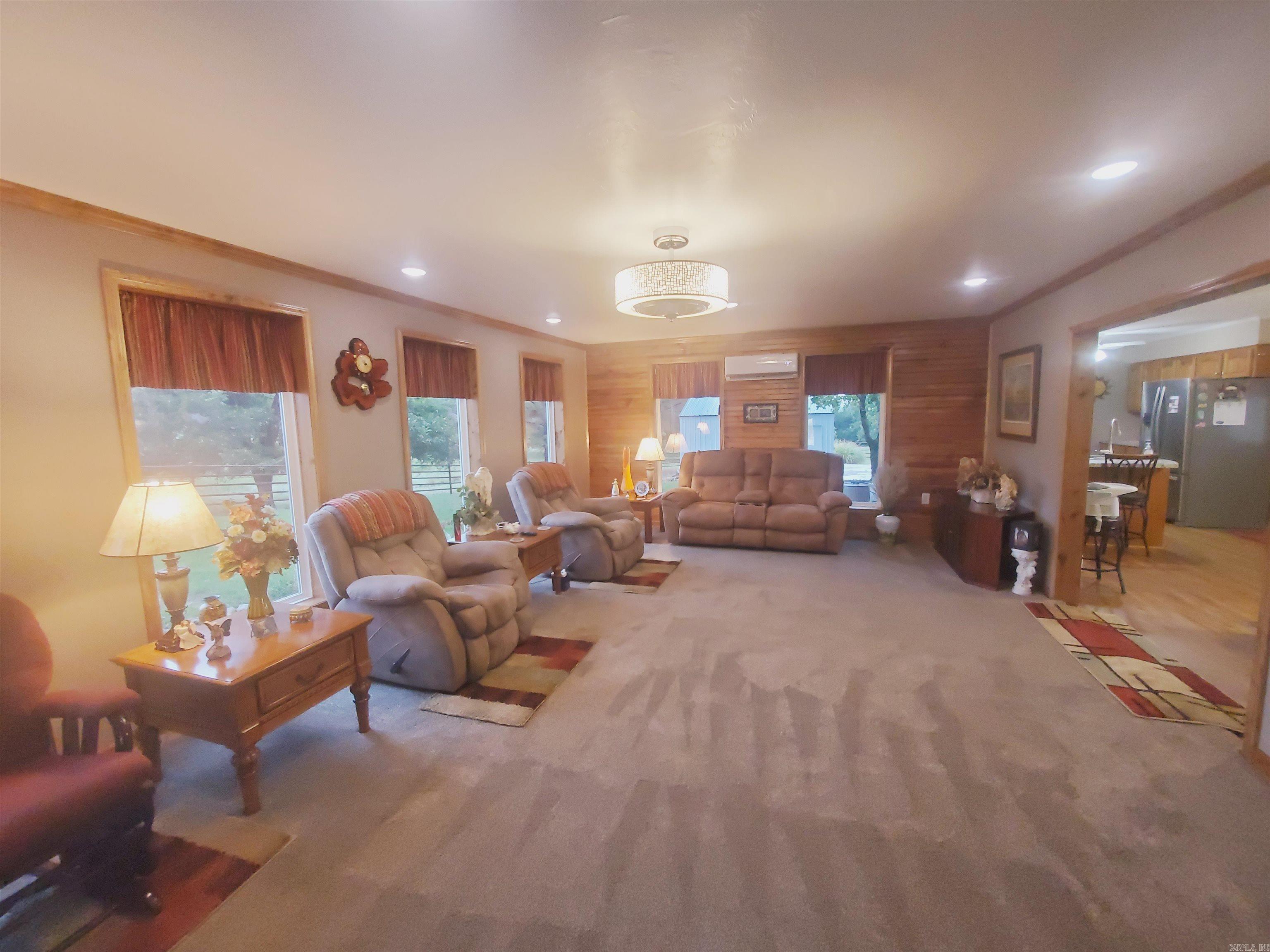 M&B PIGGOTT 2-20-8 - Residential