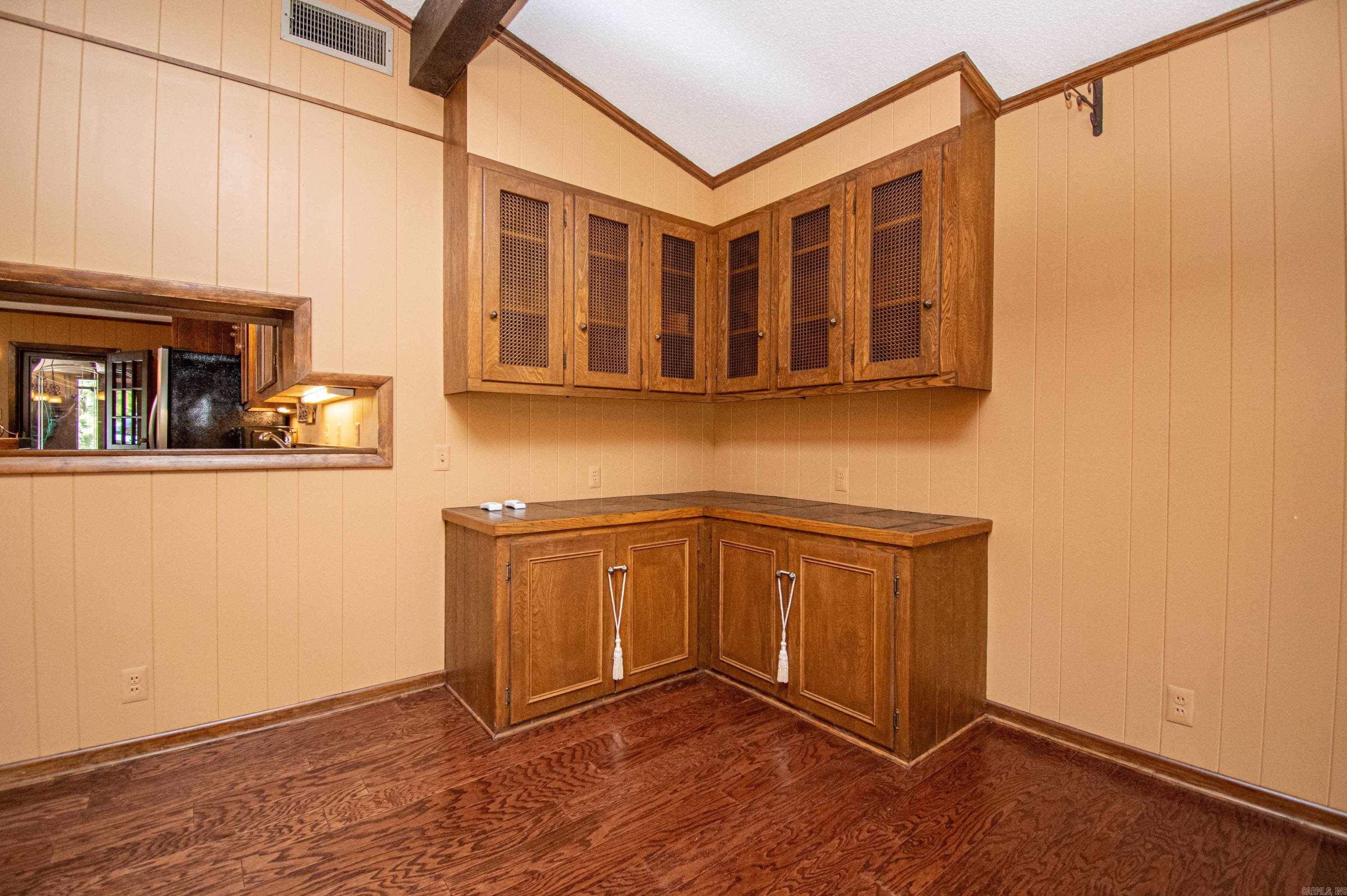 Thompson Heights - Residential