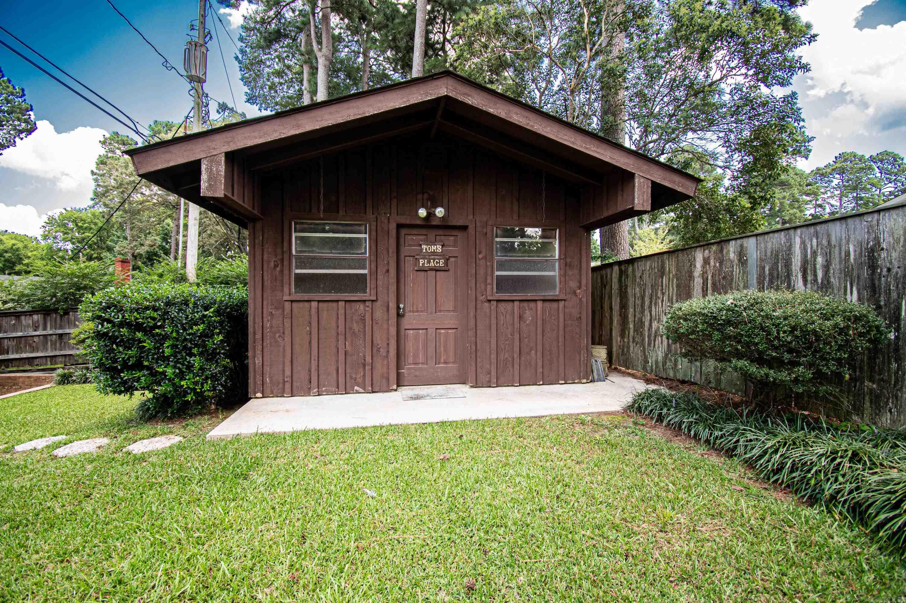 Thompson Heights - Residential