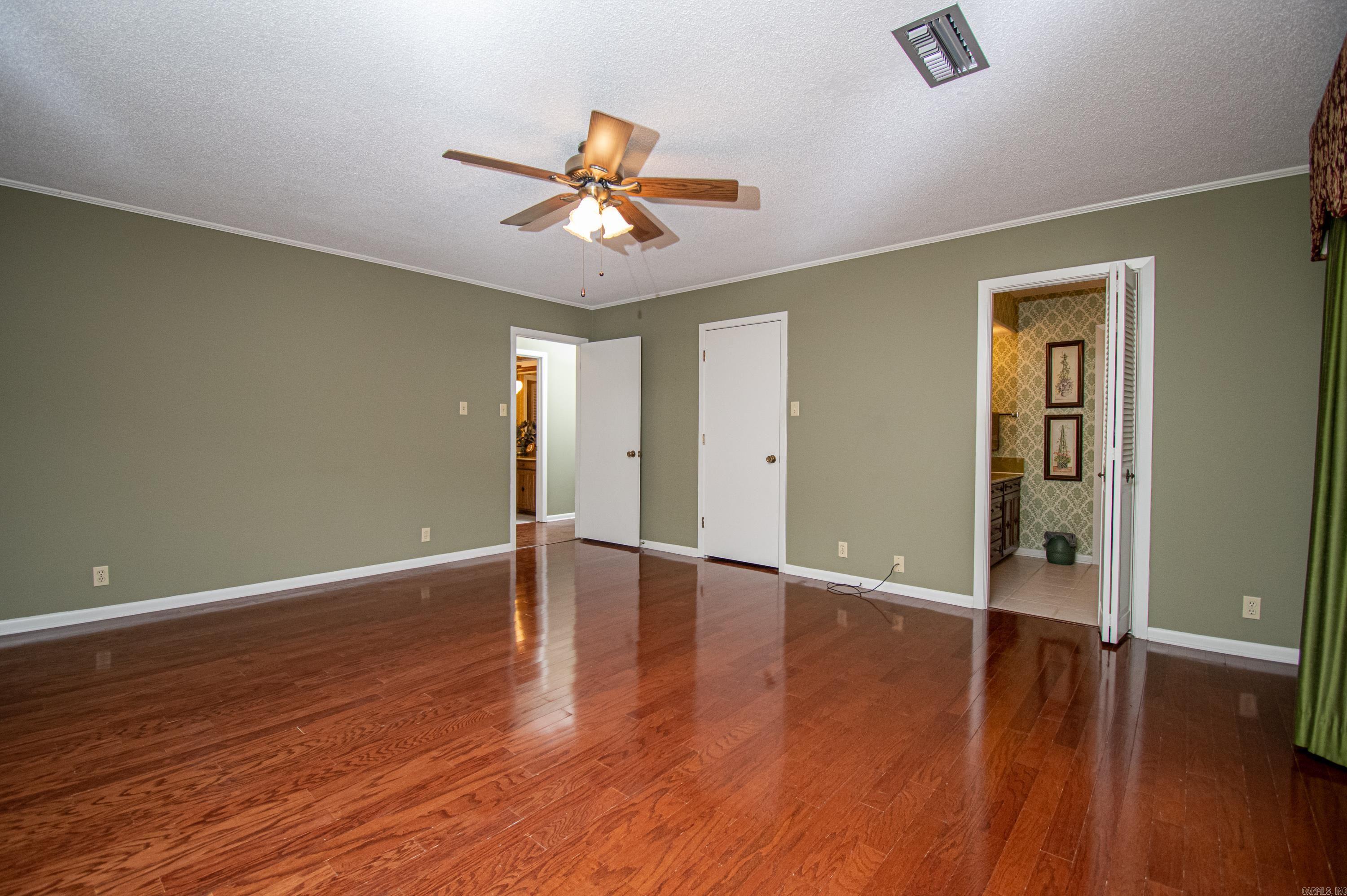 Thompson Heights - Residential