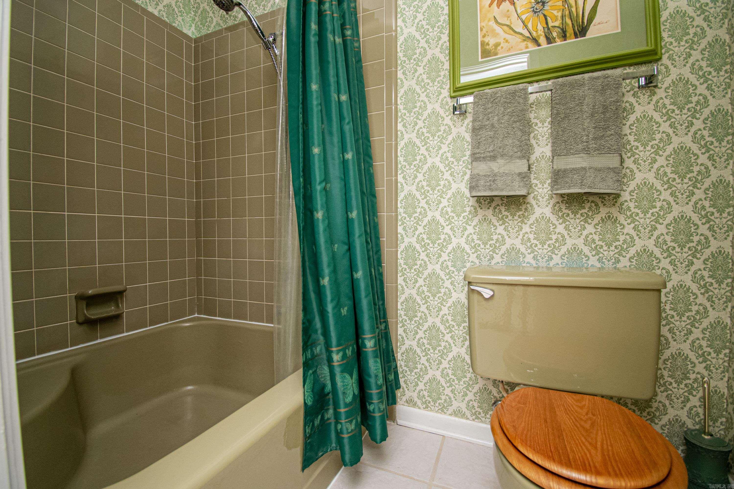 Thompson Heights - Residential