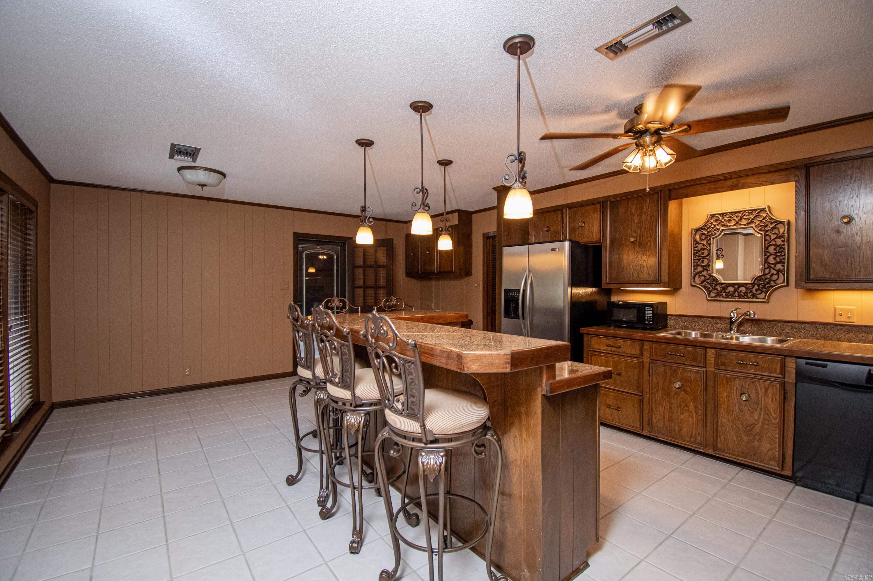 Thompson Heights - Residential