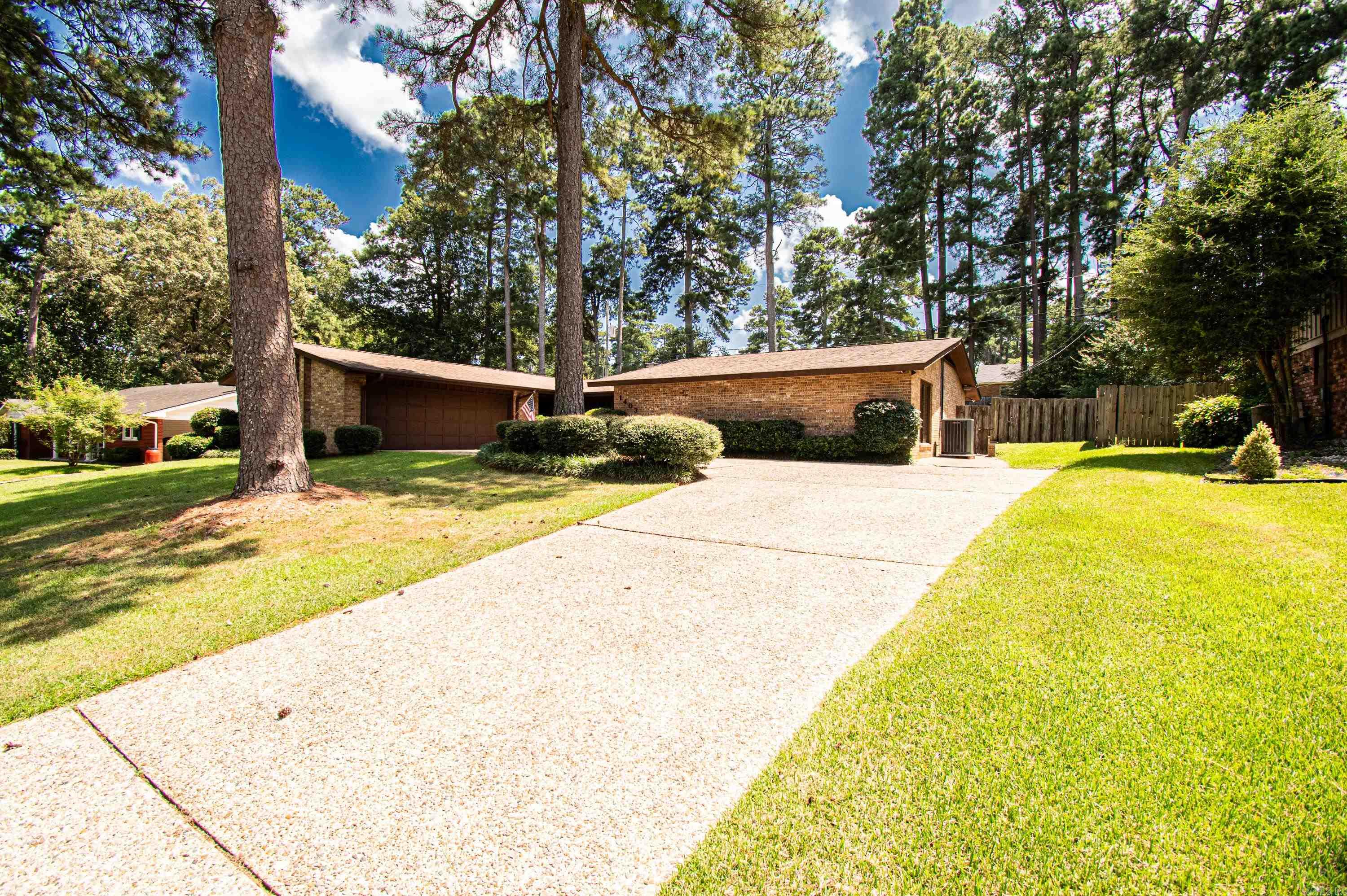 Thompson Heights - Residential