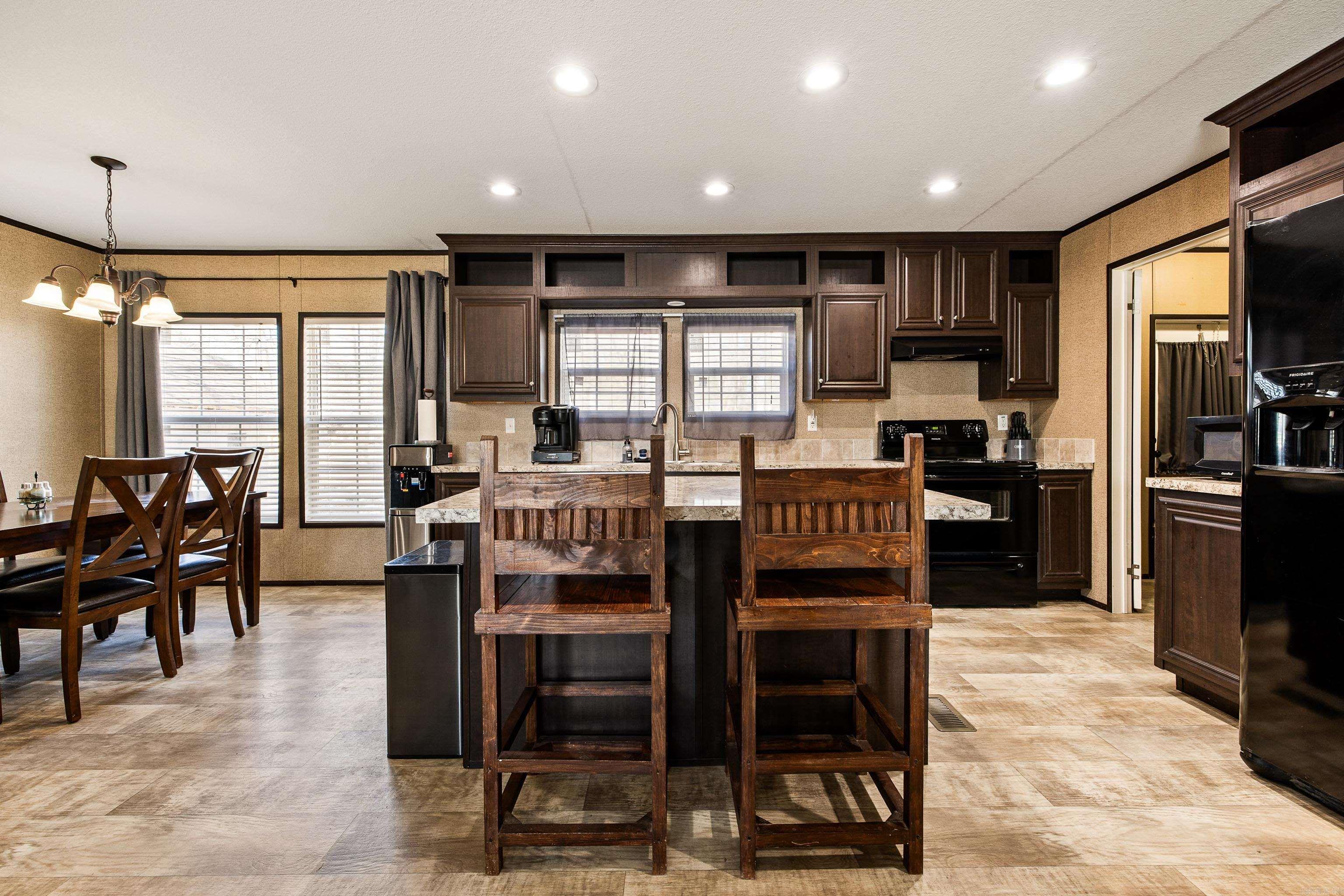 SHAW VALLEY - Residential