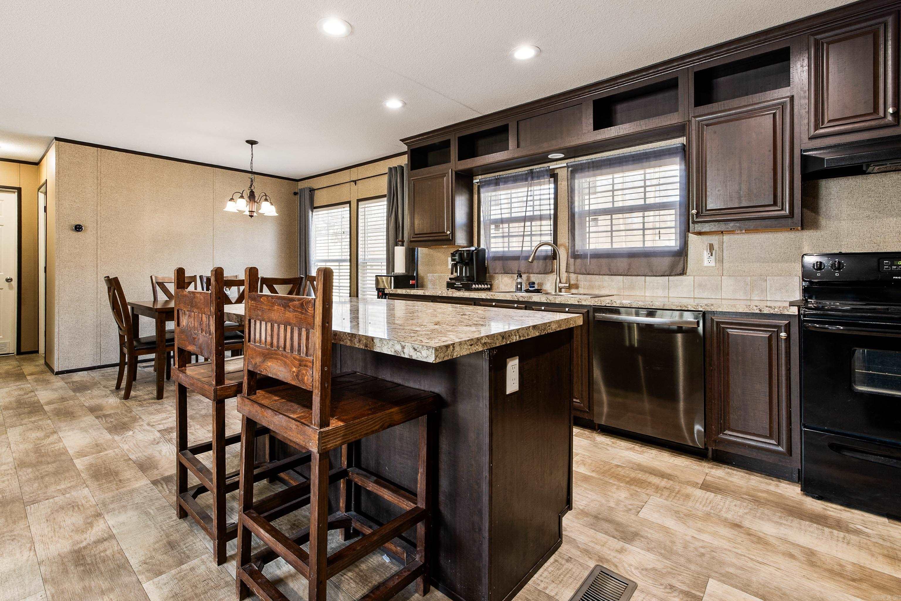 SHAW VALLEY - Residential