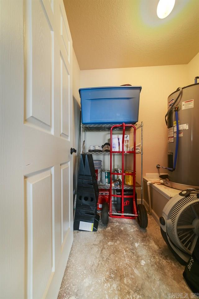 Cross Creek - Residential Lease