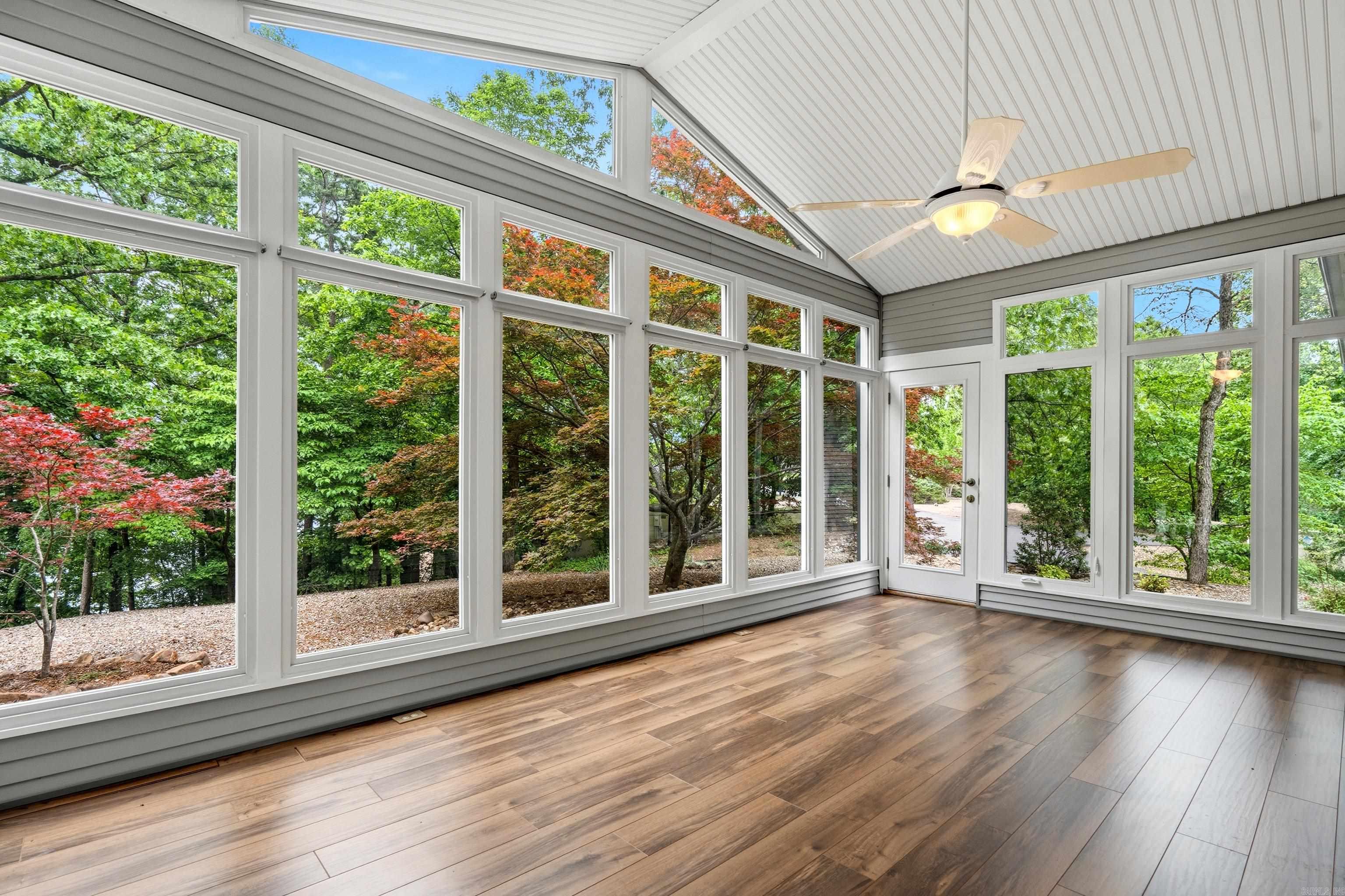 Guindola - Residential