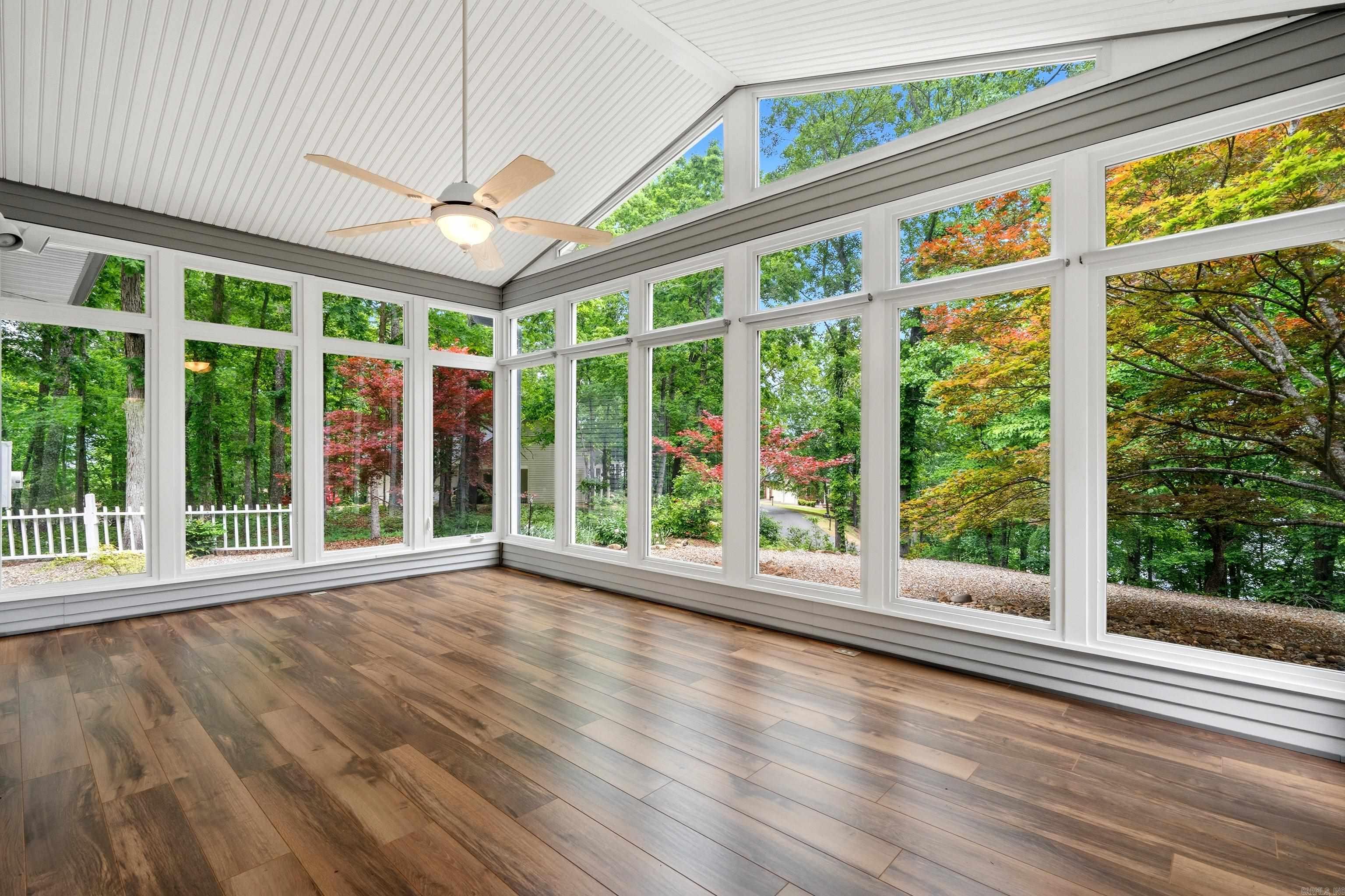 Guindola - Residential