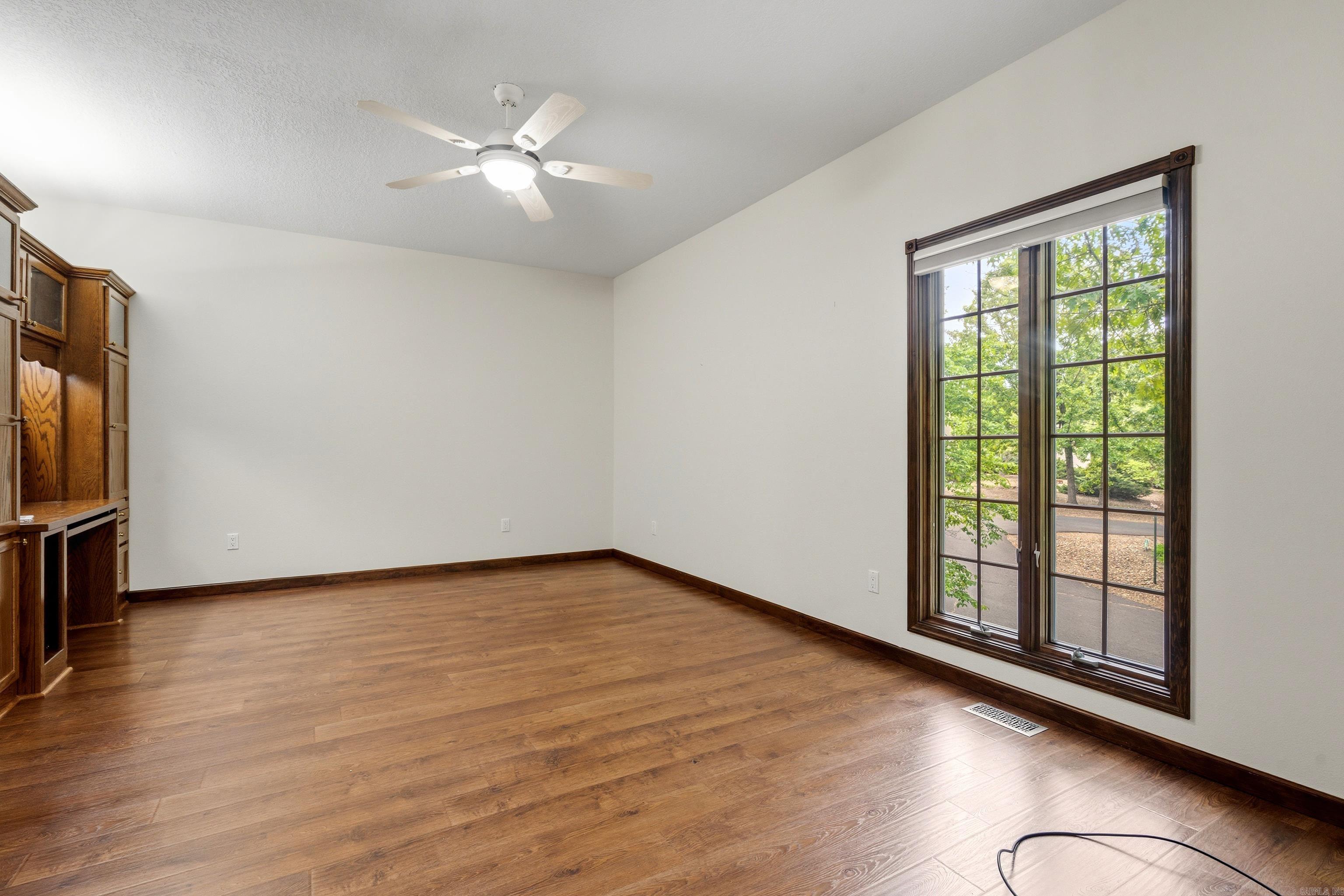 Guindola - Residential