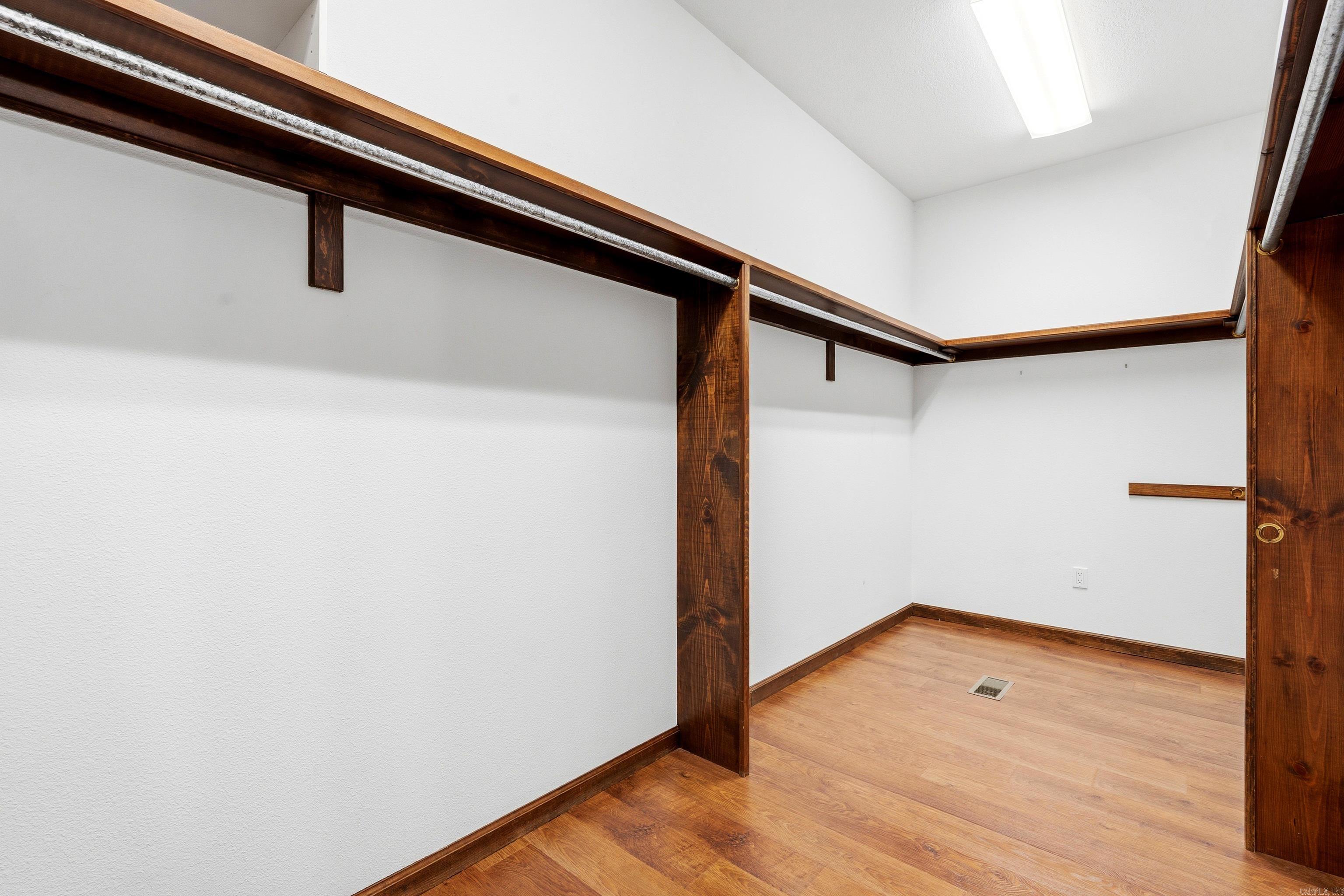 Guindola - Residential