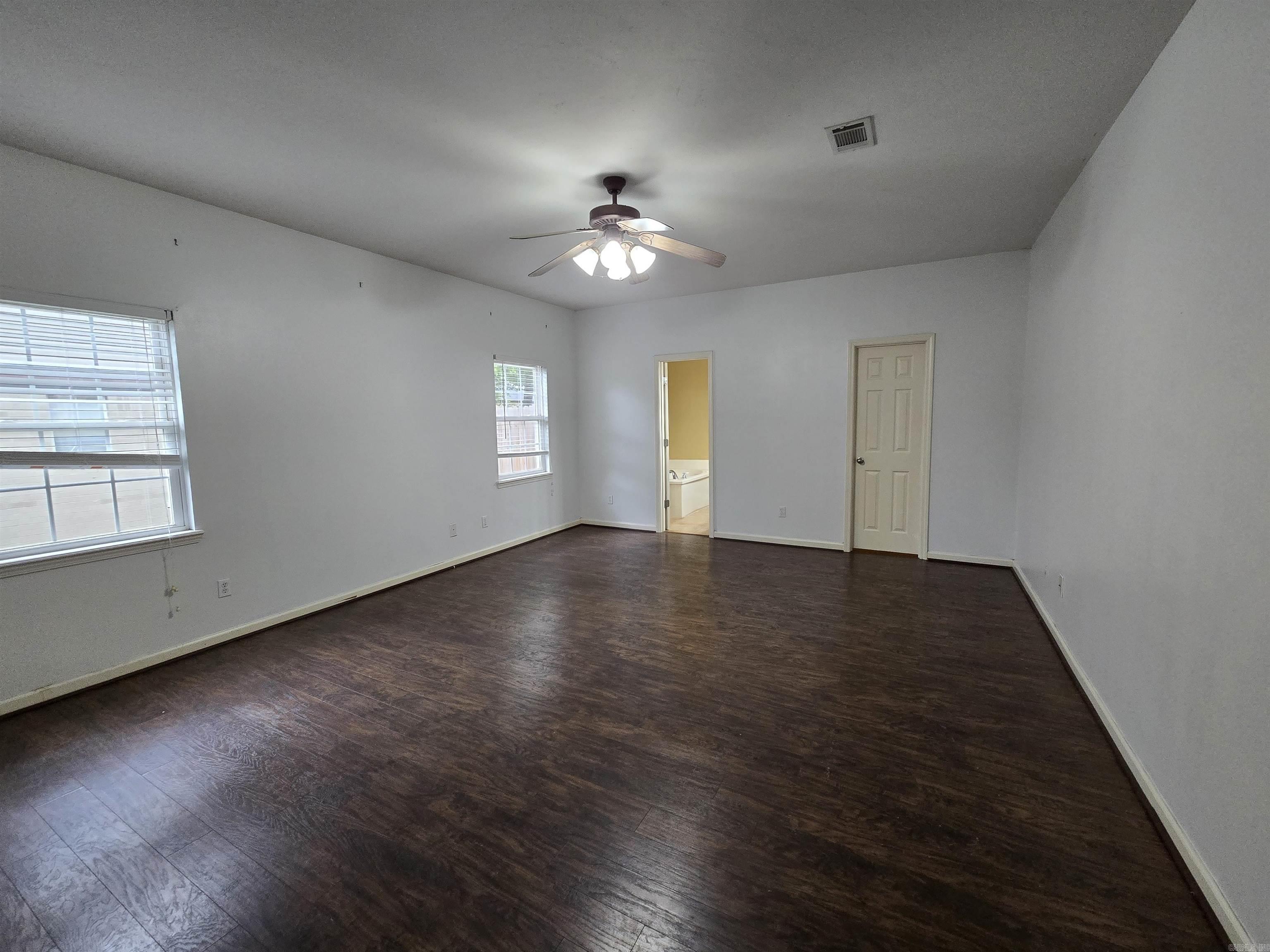 NORTH HILLS ESTATES - Residential