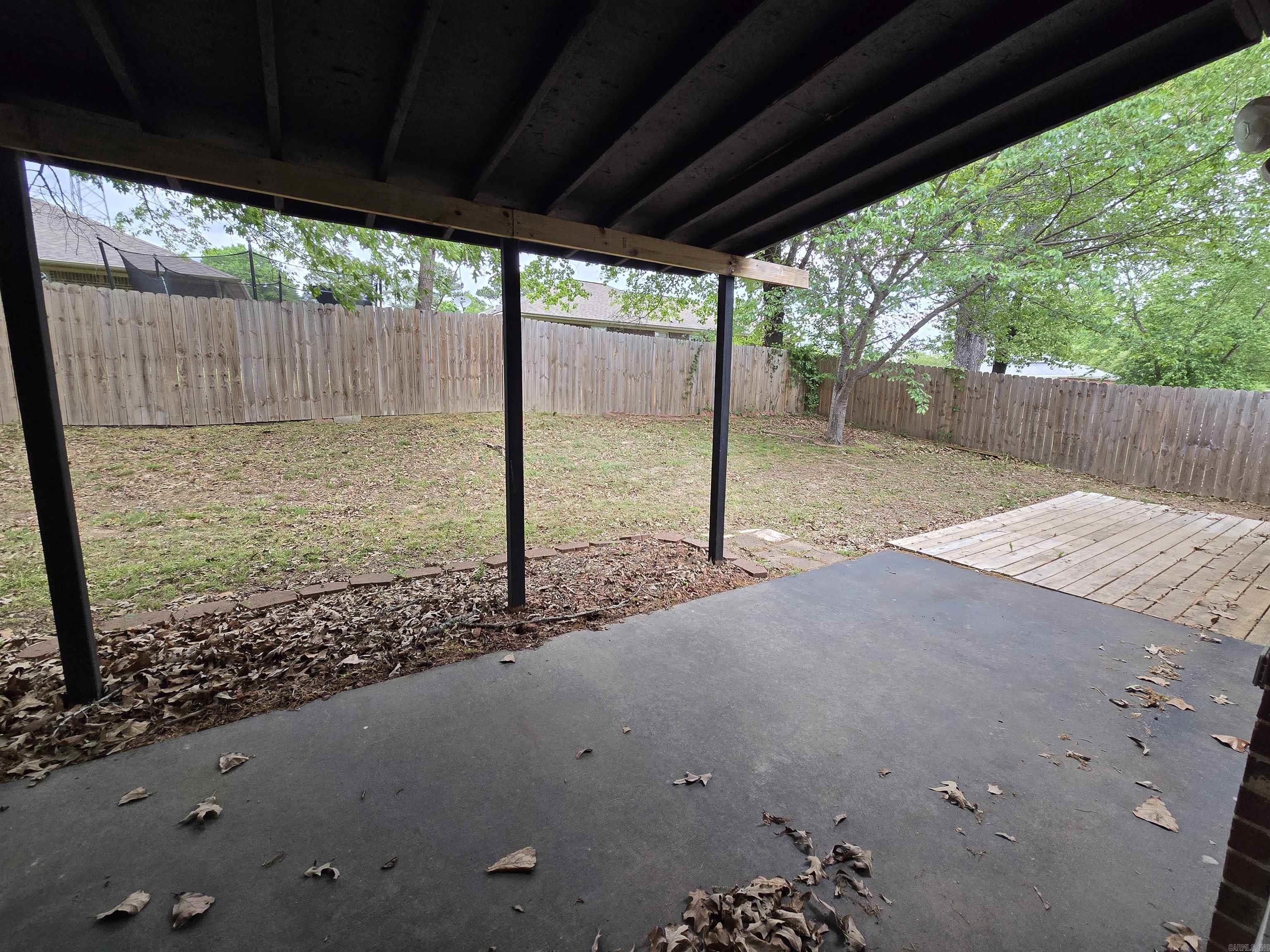 NORTH HILLS ESTATES - Residential