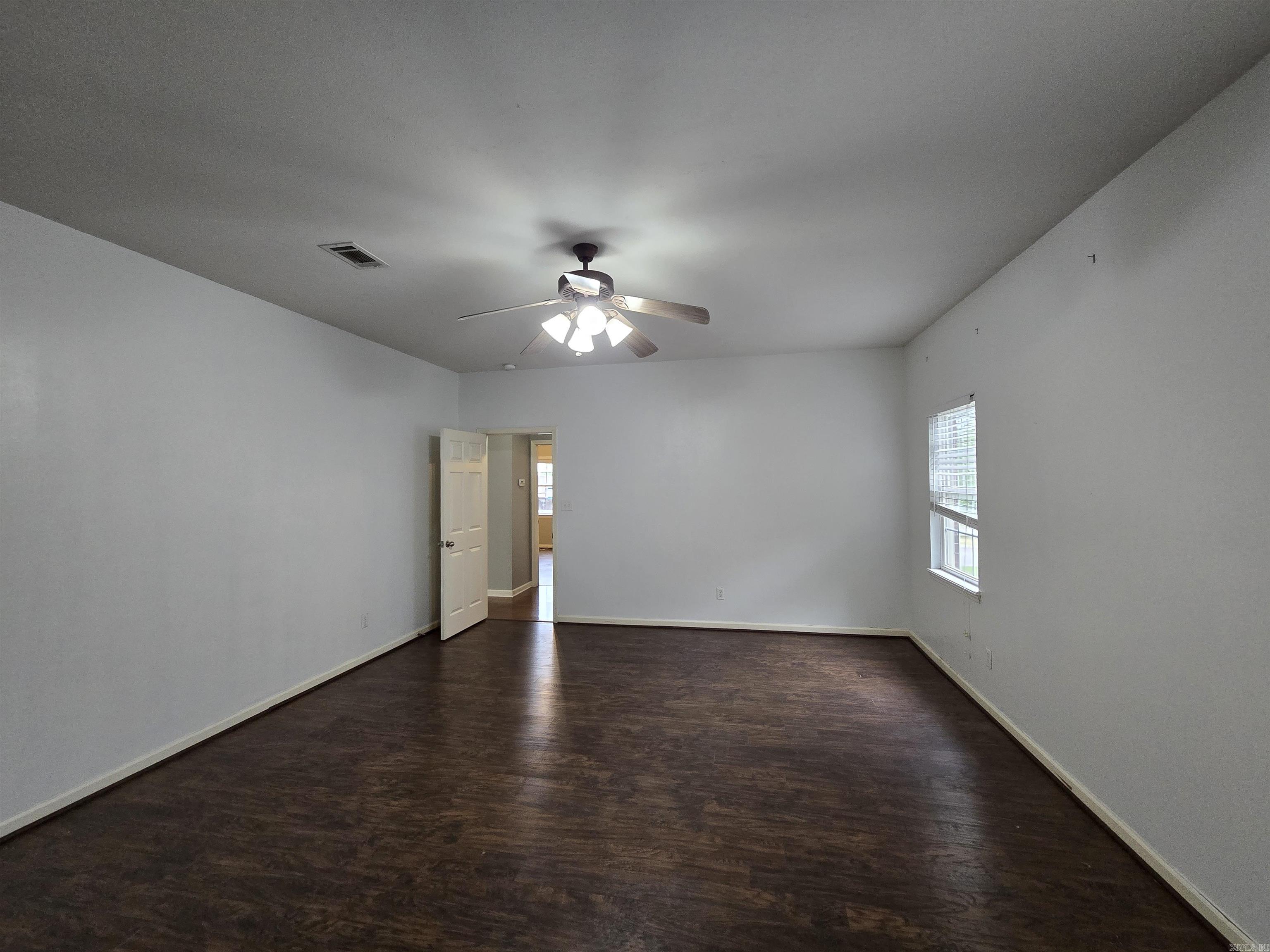 NORTH HILLS ESTATES - Residential