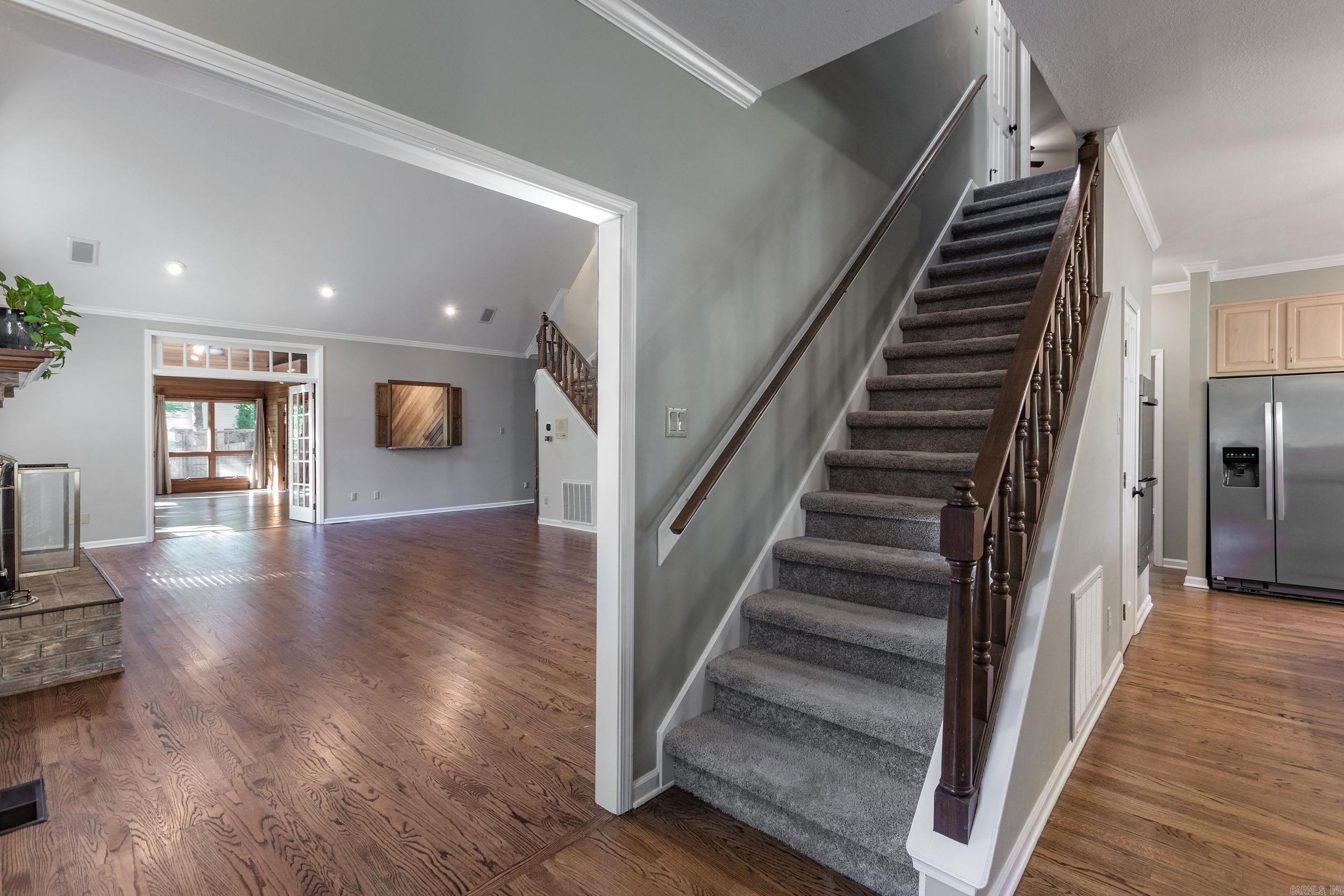 MAUMELLE CLUB MANOR TO CRYSTAL - Residential