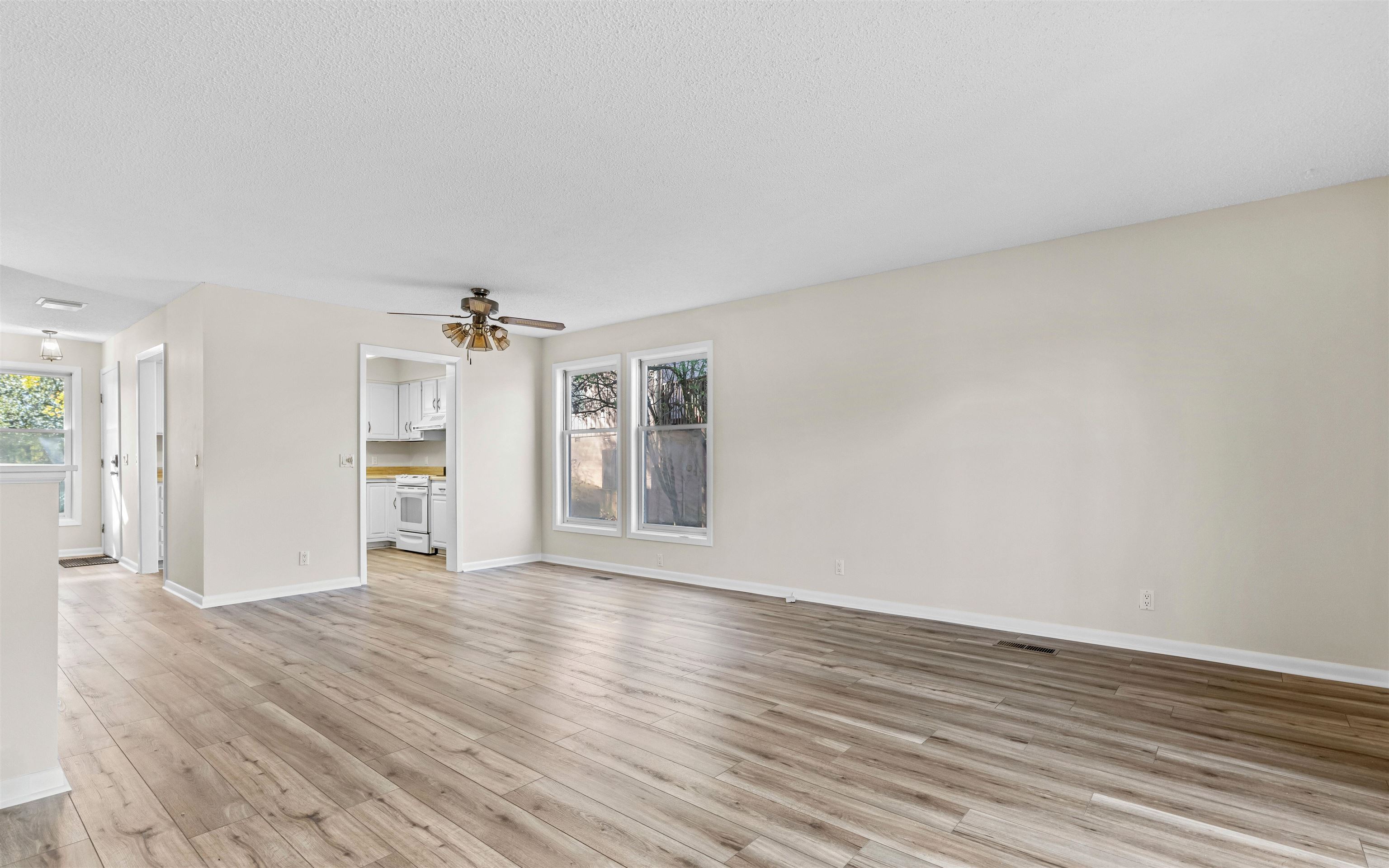CORONADO COURTS - Residential