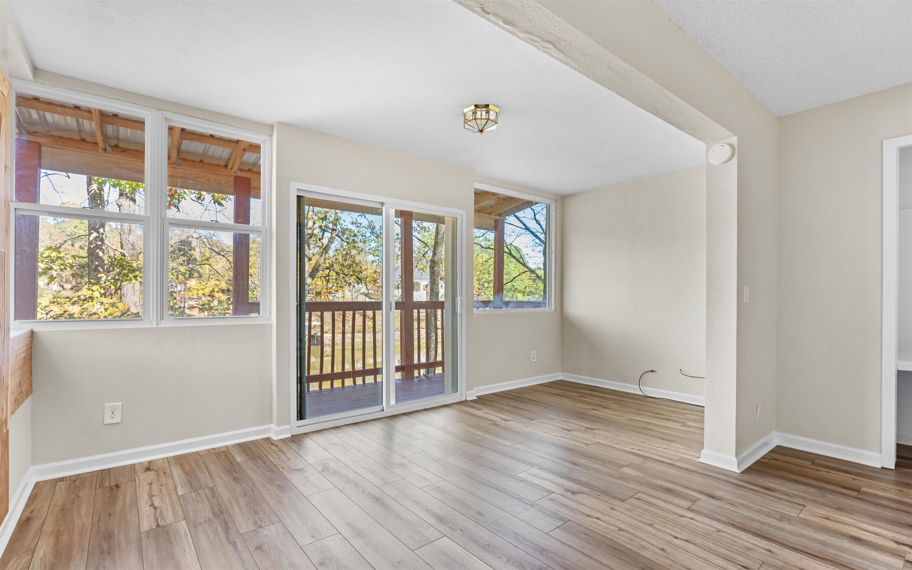 CORONADO COURTS - Residential