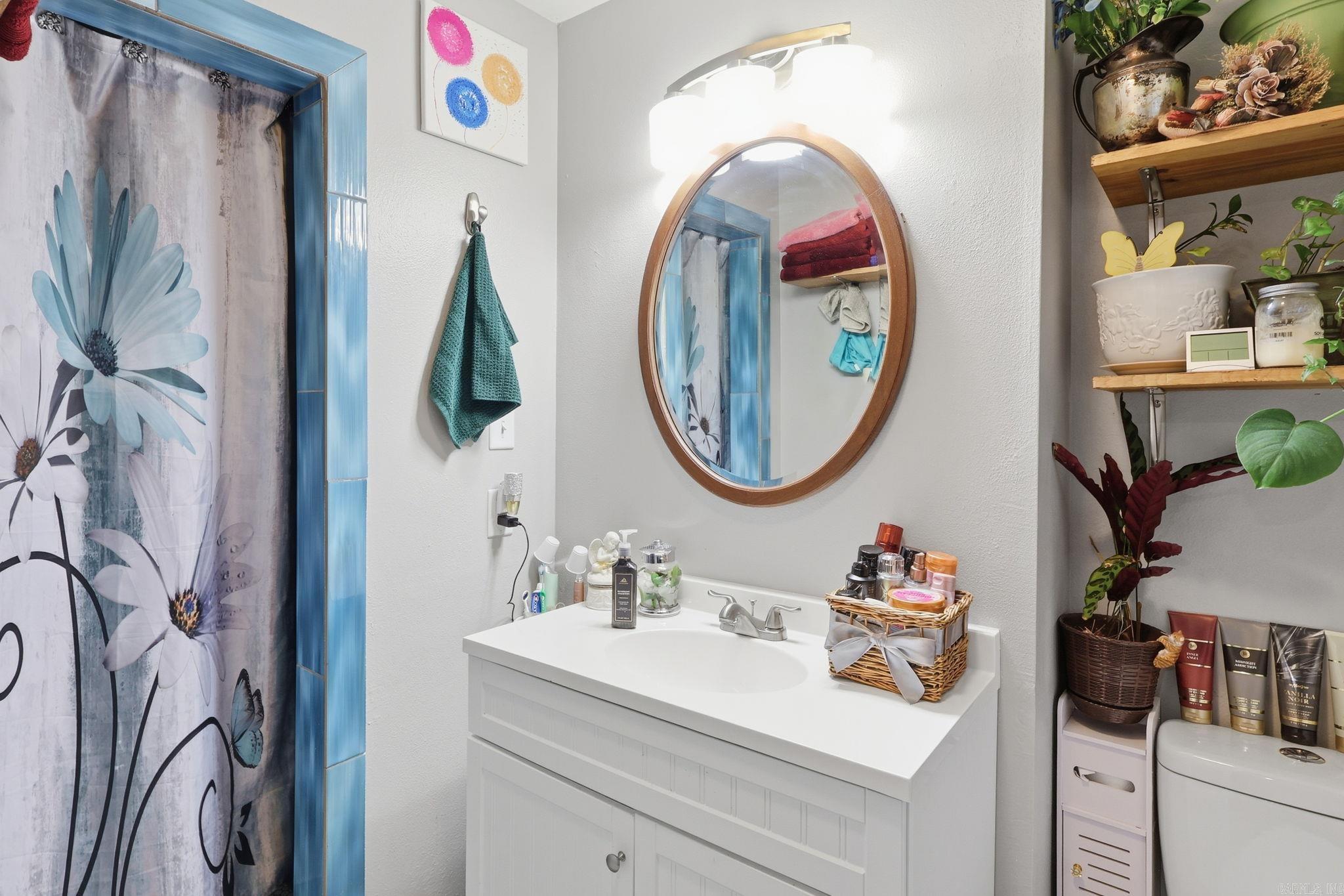 VALLEY VIEW - Residential