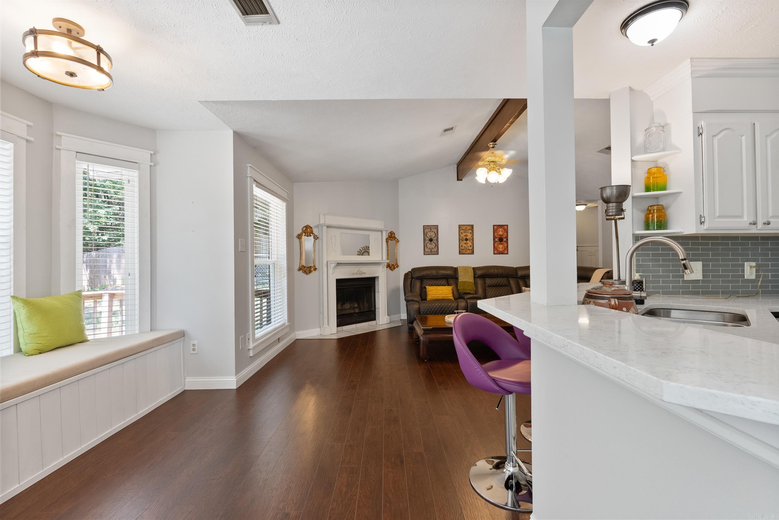 KRYSTAL KREEK - Residential