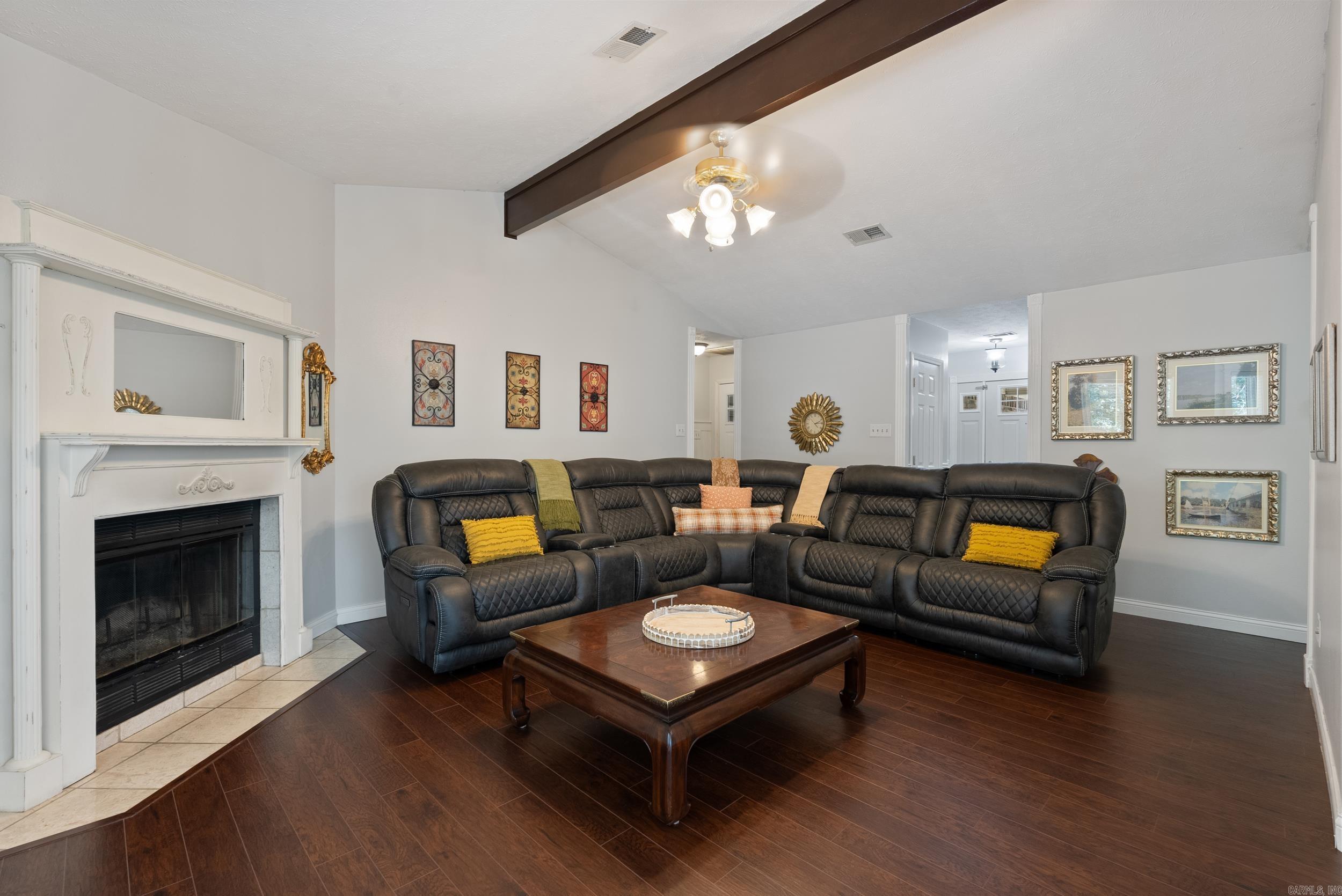 KRYSTAL KREEK - Residential