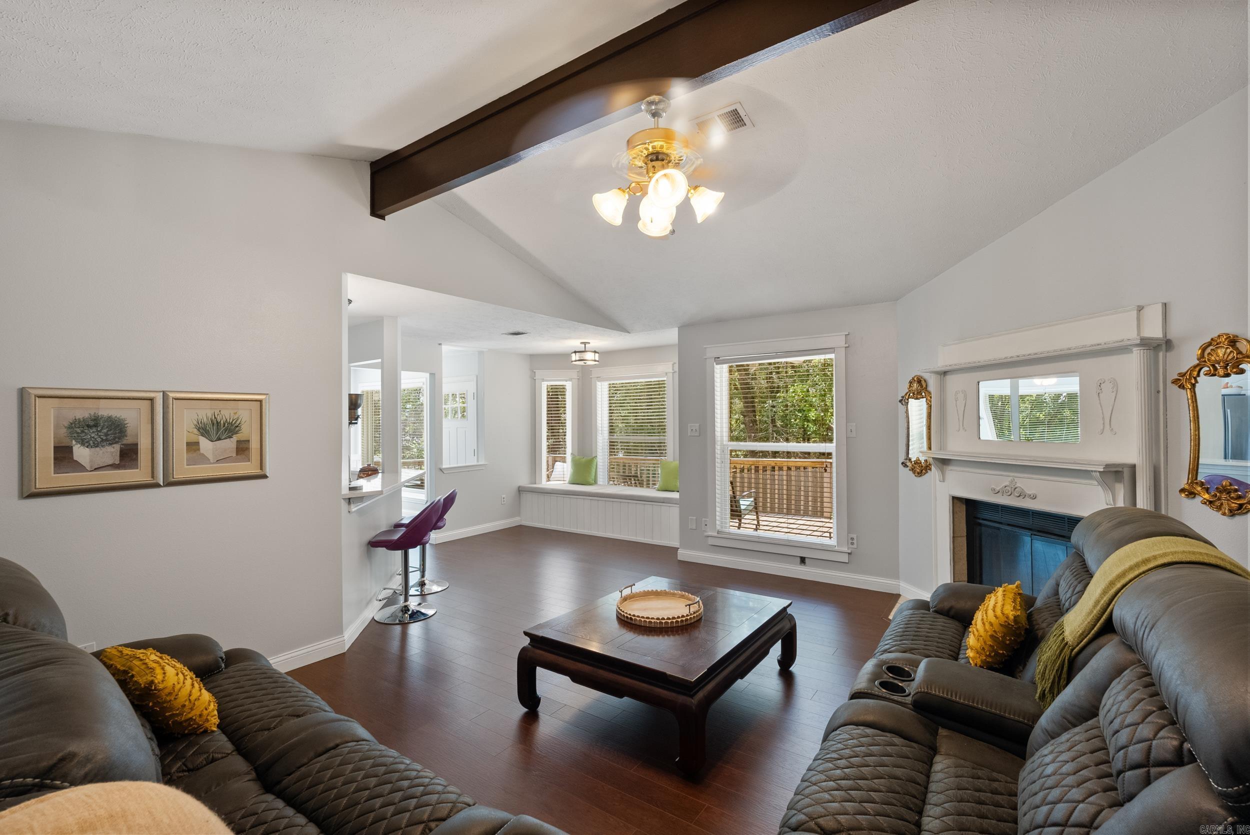 KRYSTAL KREEK - Residential