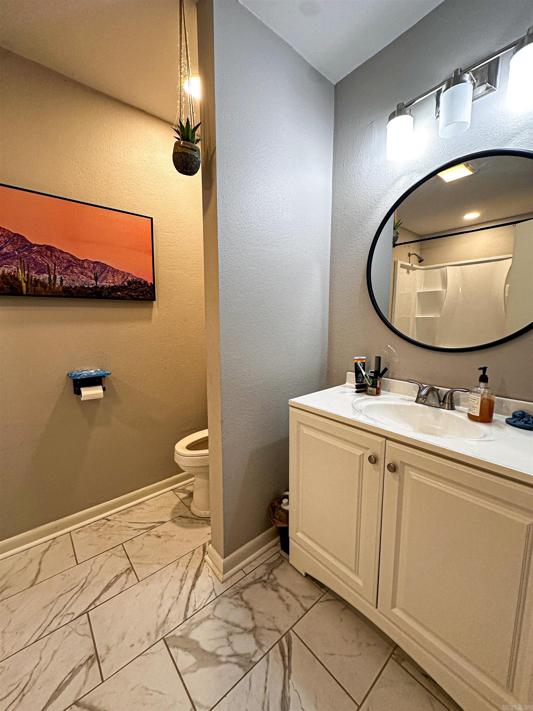 COUNTRY CLUB PARK - Residential