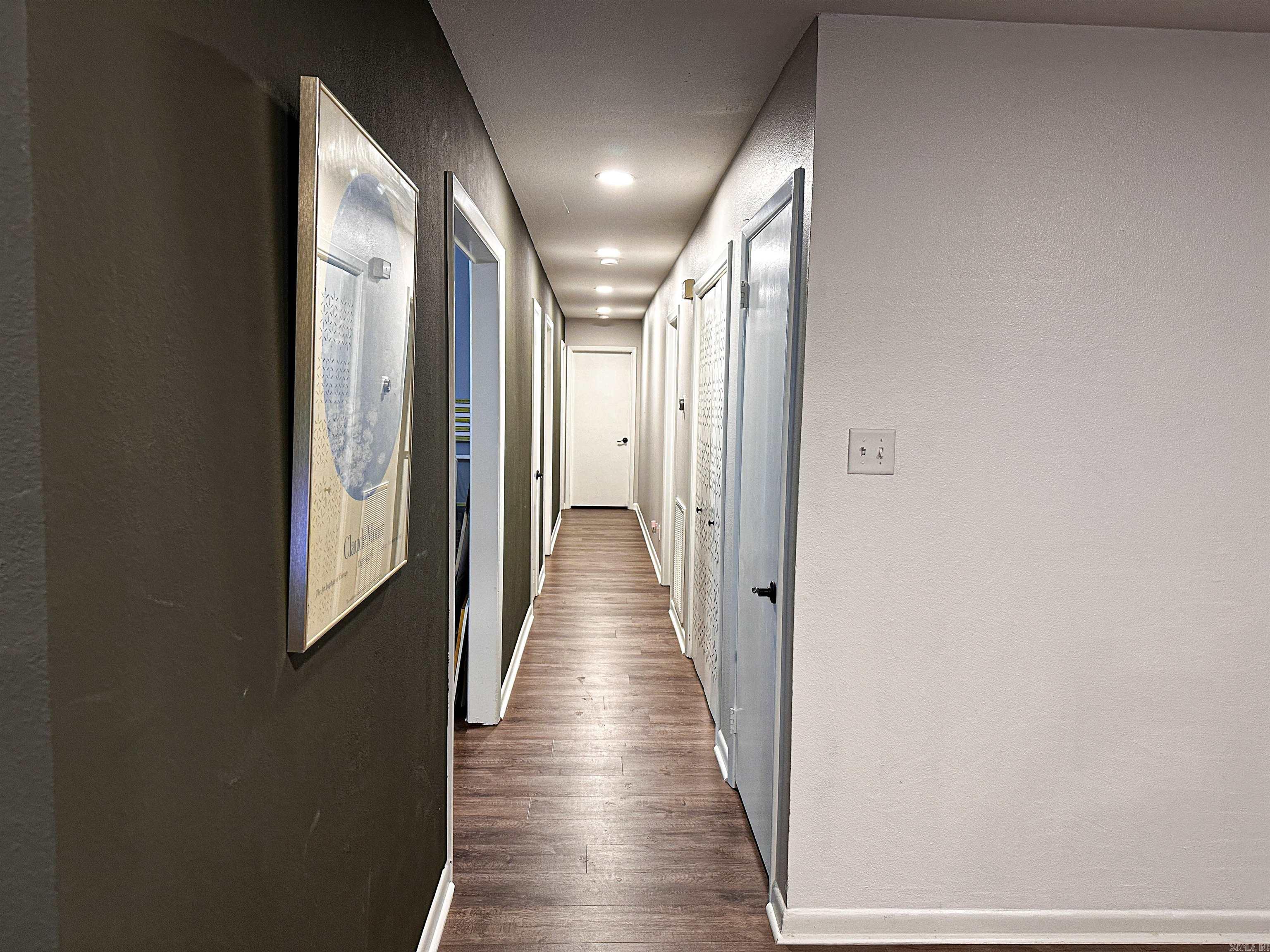 COUNTRY CLUB PARK - Residential