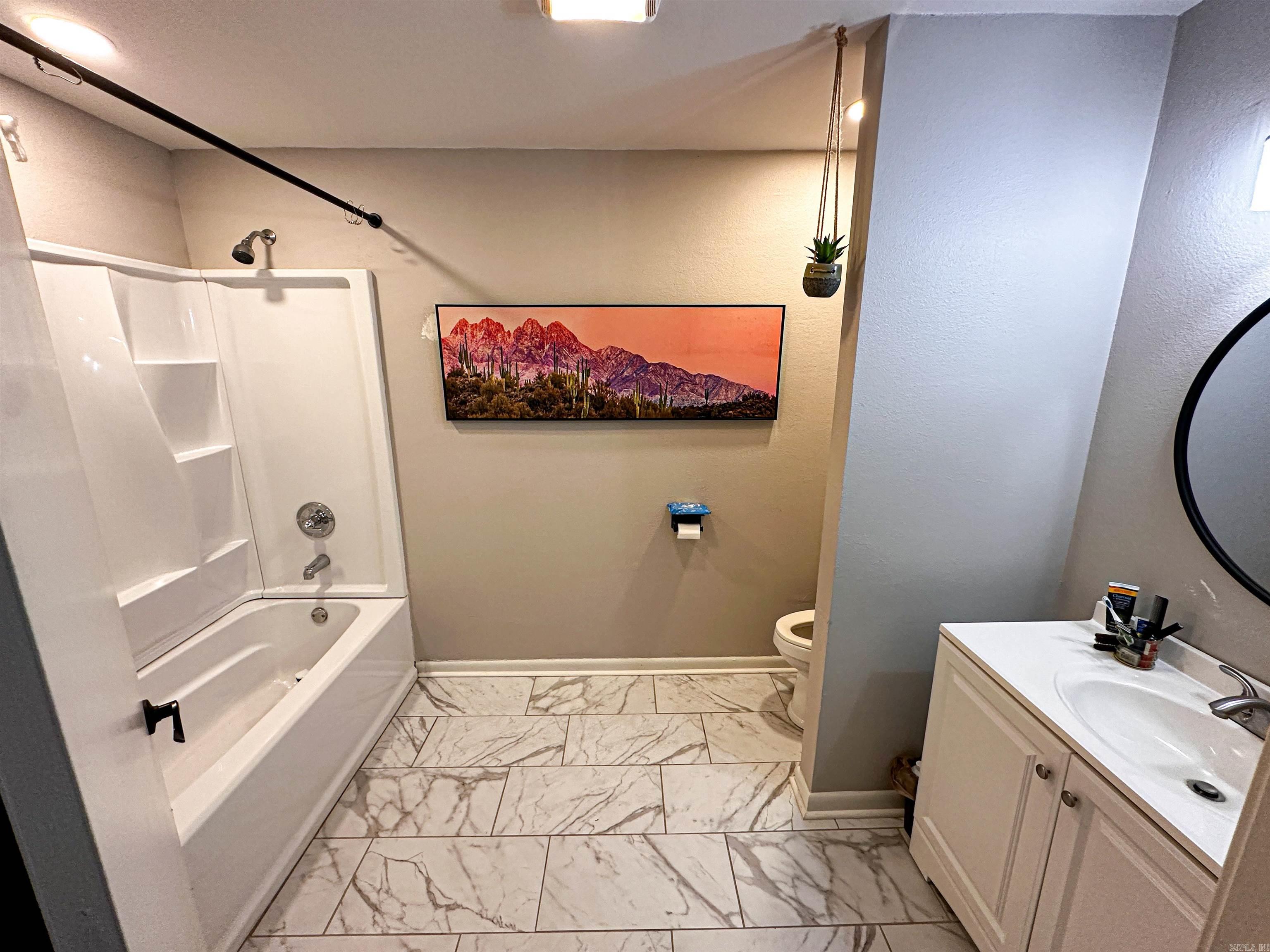 COUNTRY CLUB PARK - Residential