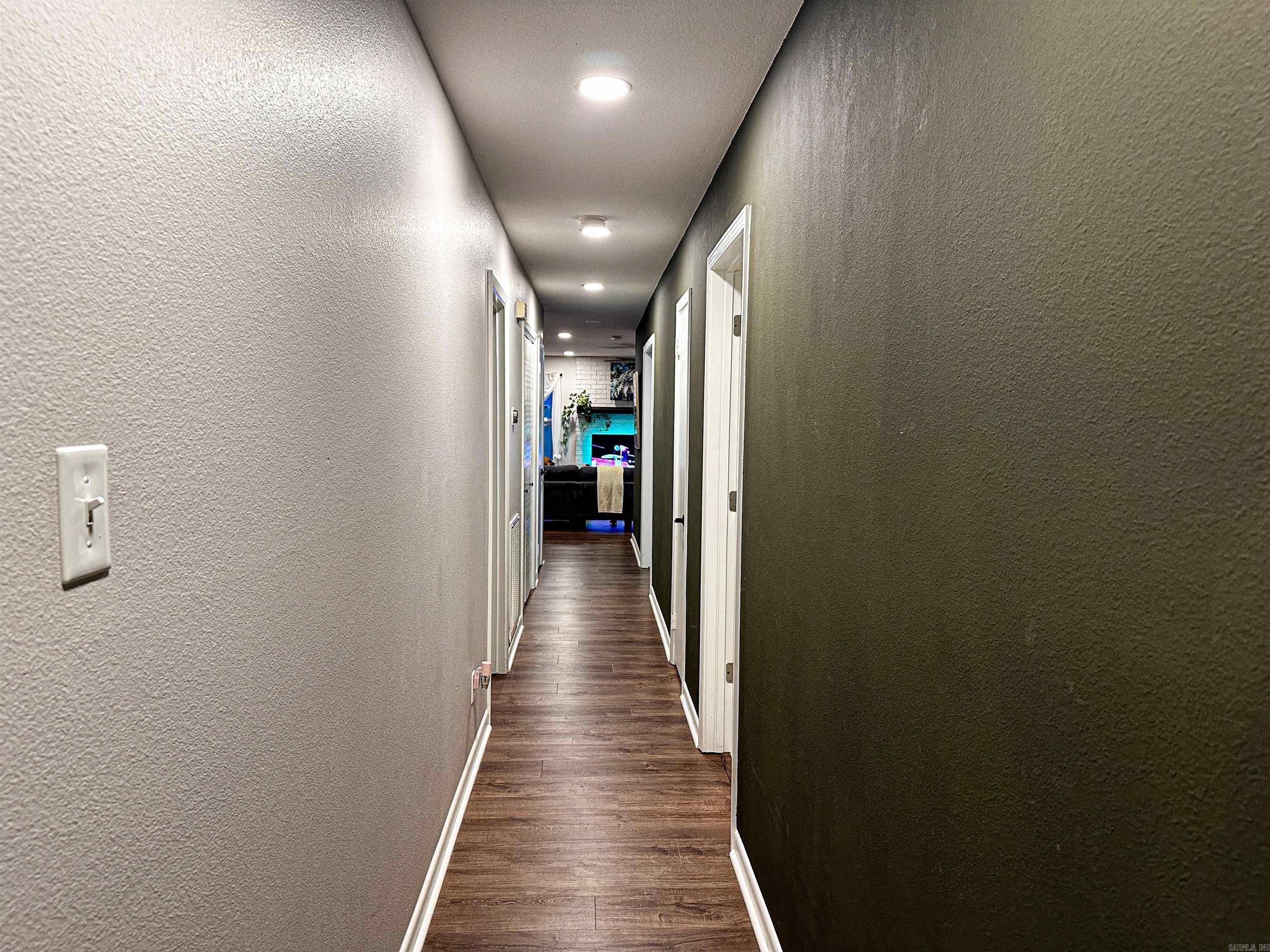 COUNTRY CLUB PARK - Residential