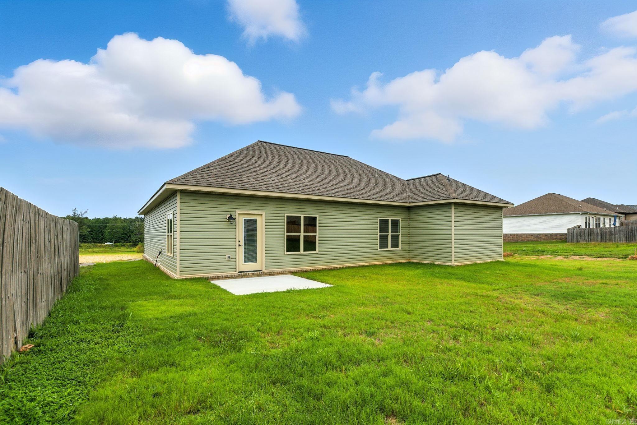 DEER CREEK SPRINGS - Residential