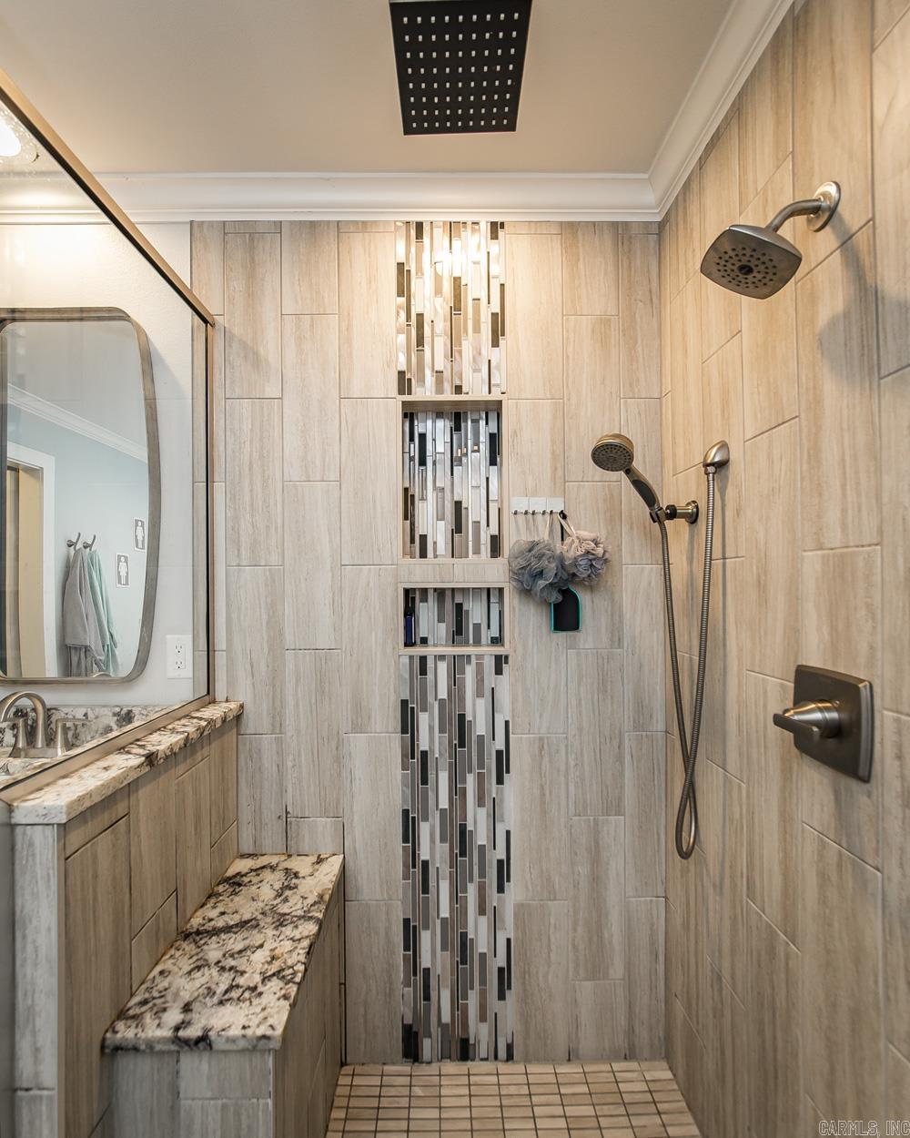 FOXWOOD J - Residential