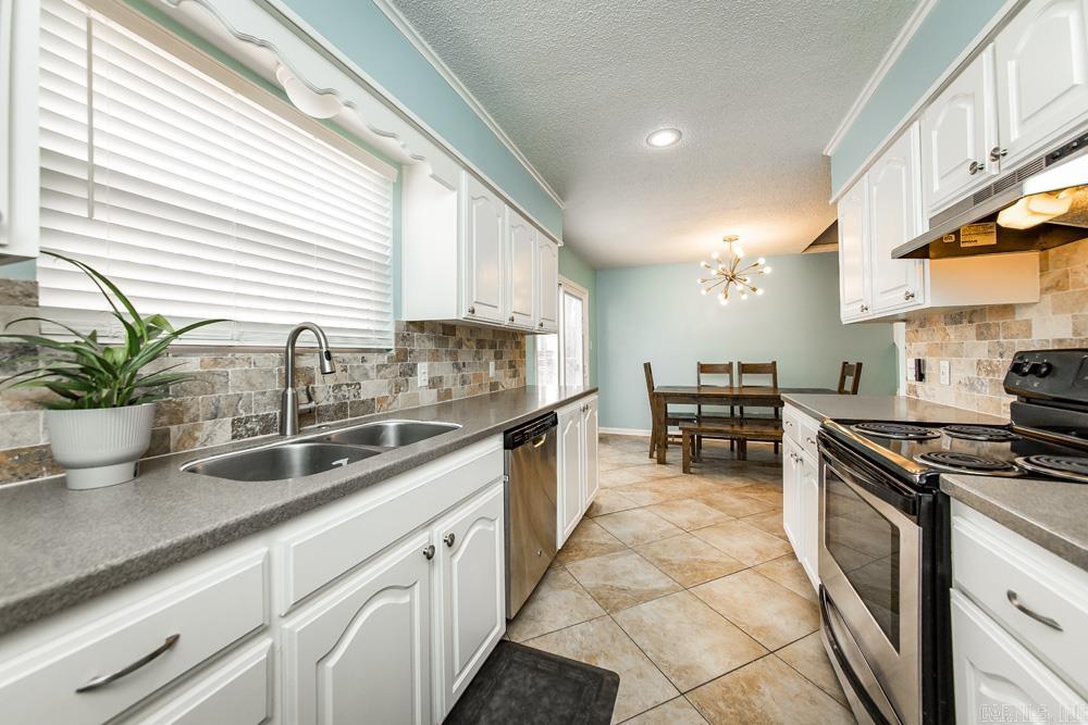 FOXWOOD J - Residential