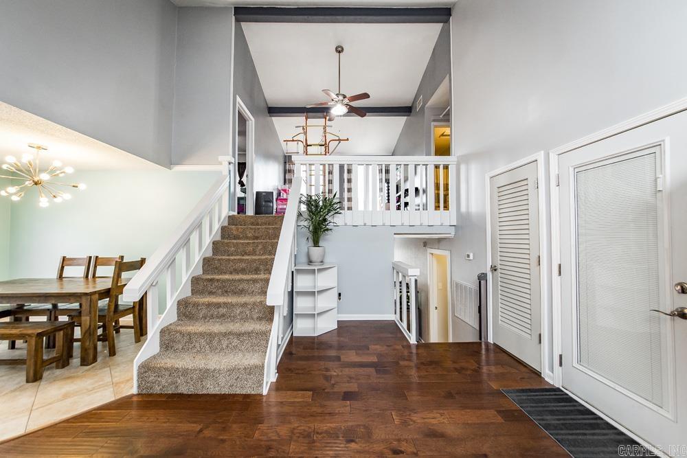 FOXWOOD J - Residential