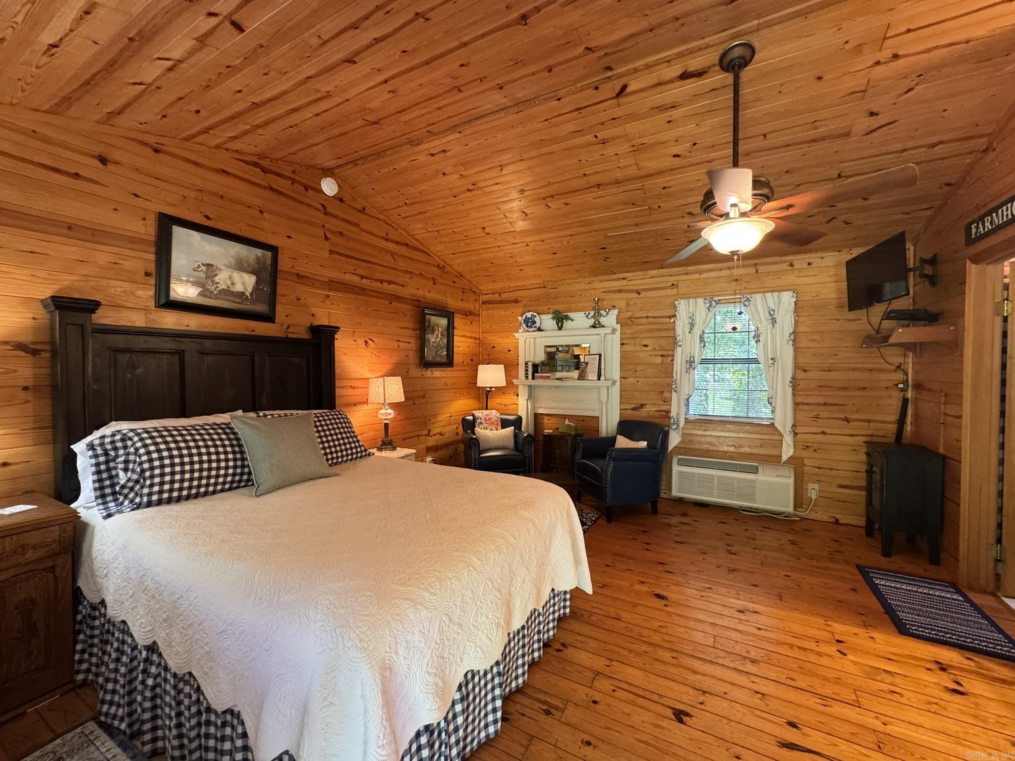 Metes & Bounds - Residential Income