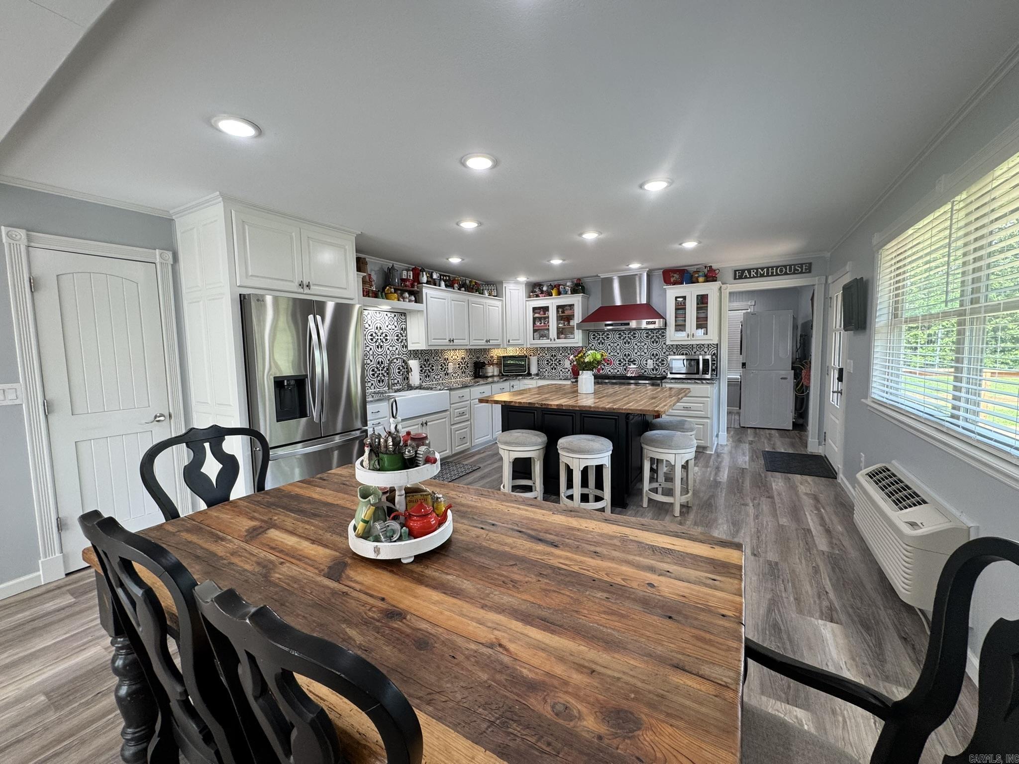 Metes & Bounds - Residential Income