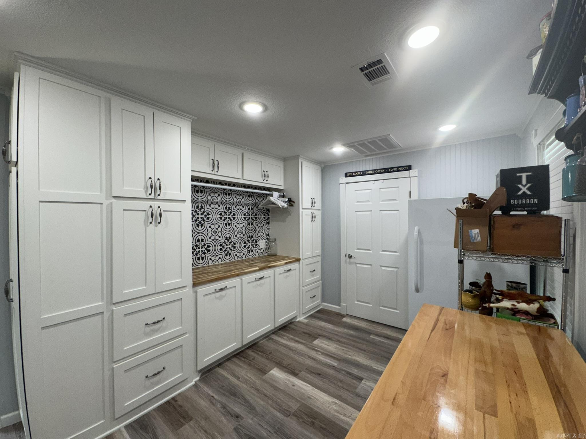 Metes & Bounds - Residential Income