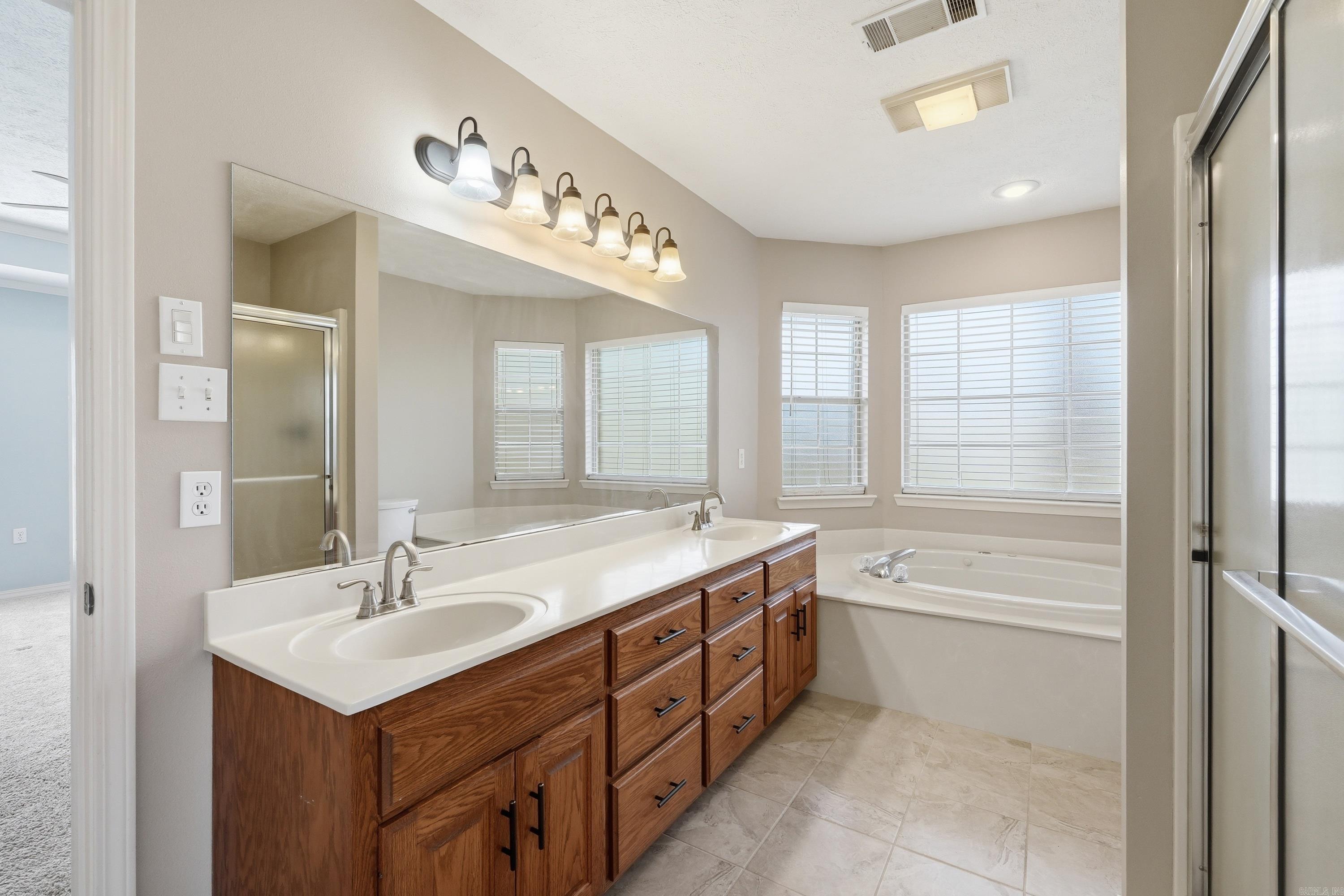 SHADY MEADOW - Residential