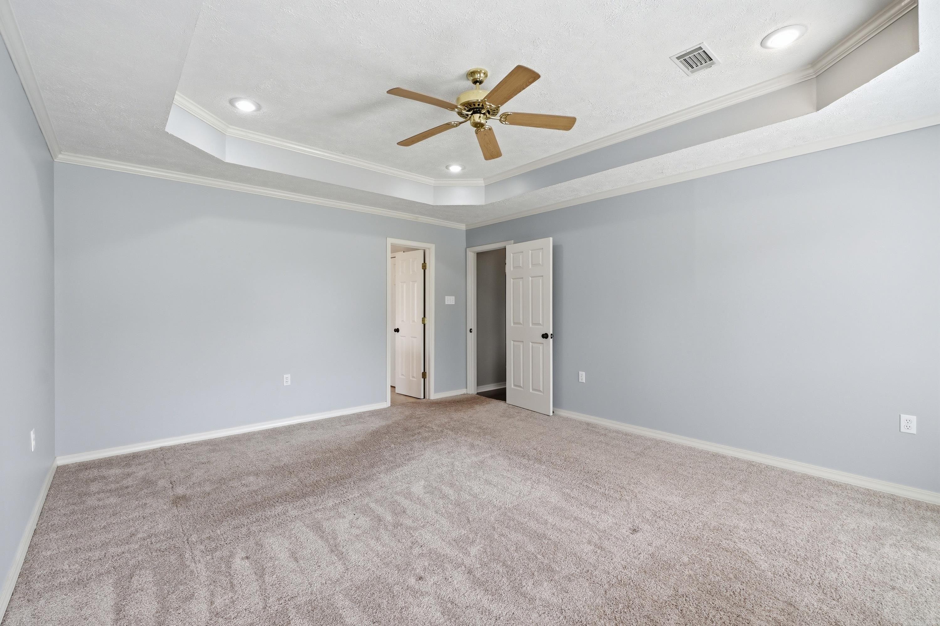 SHADY MEADOW - Residential