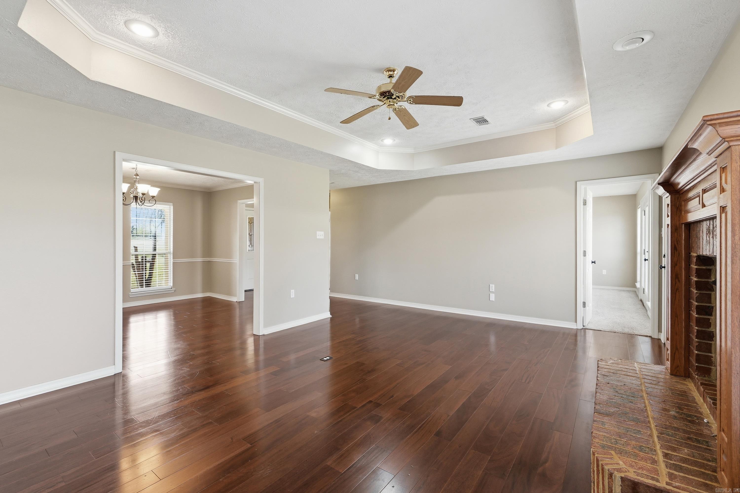 SHADY MEADOW - Residential