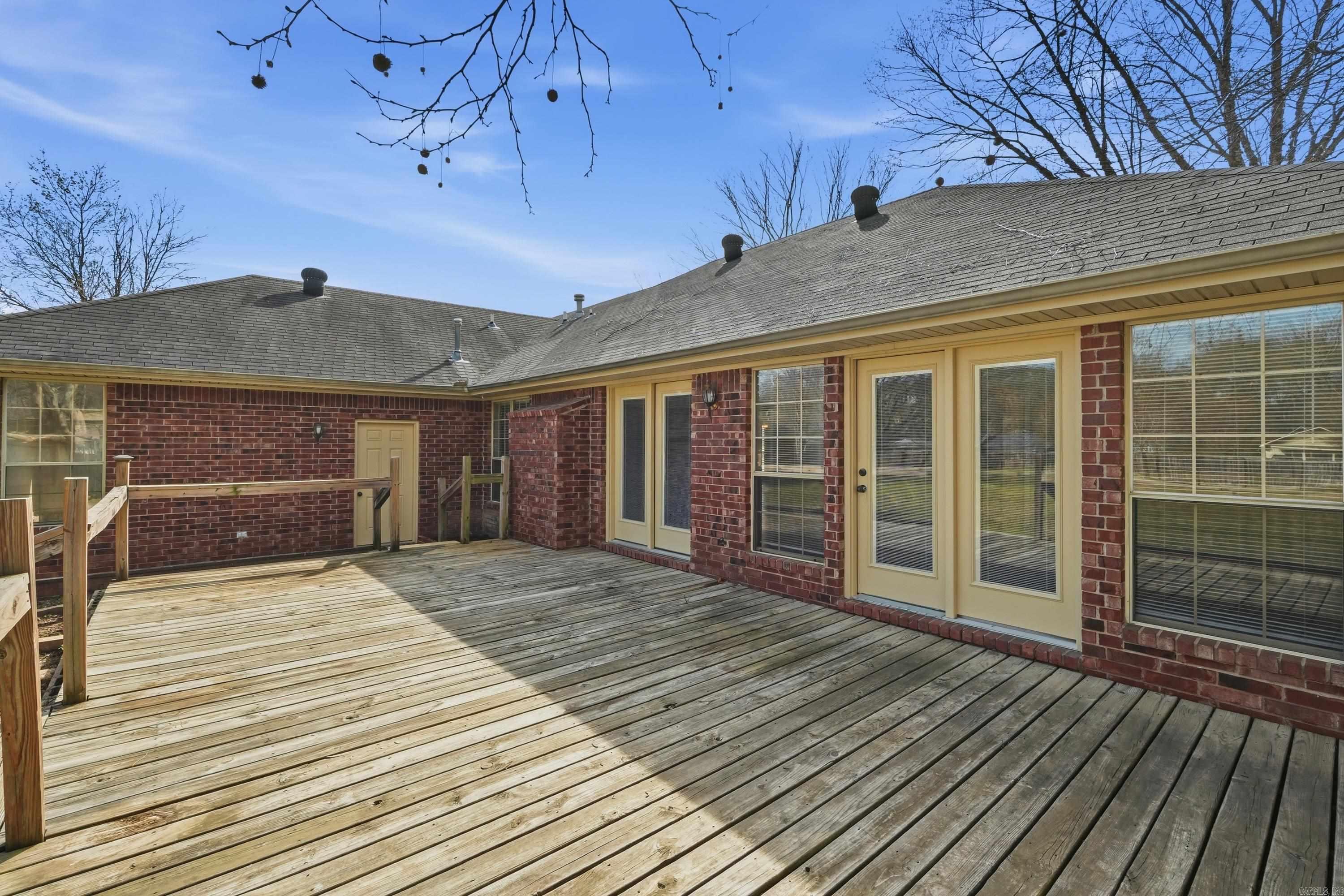 SHADY MEADOW - Residential