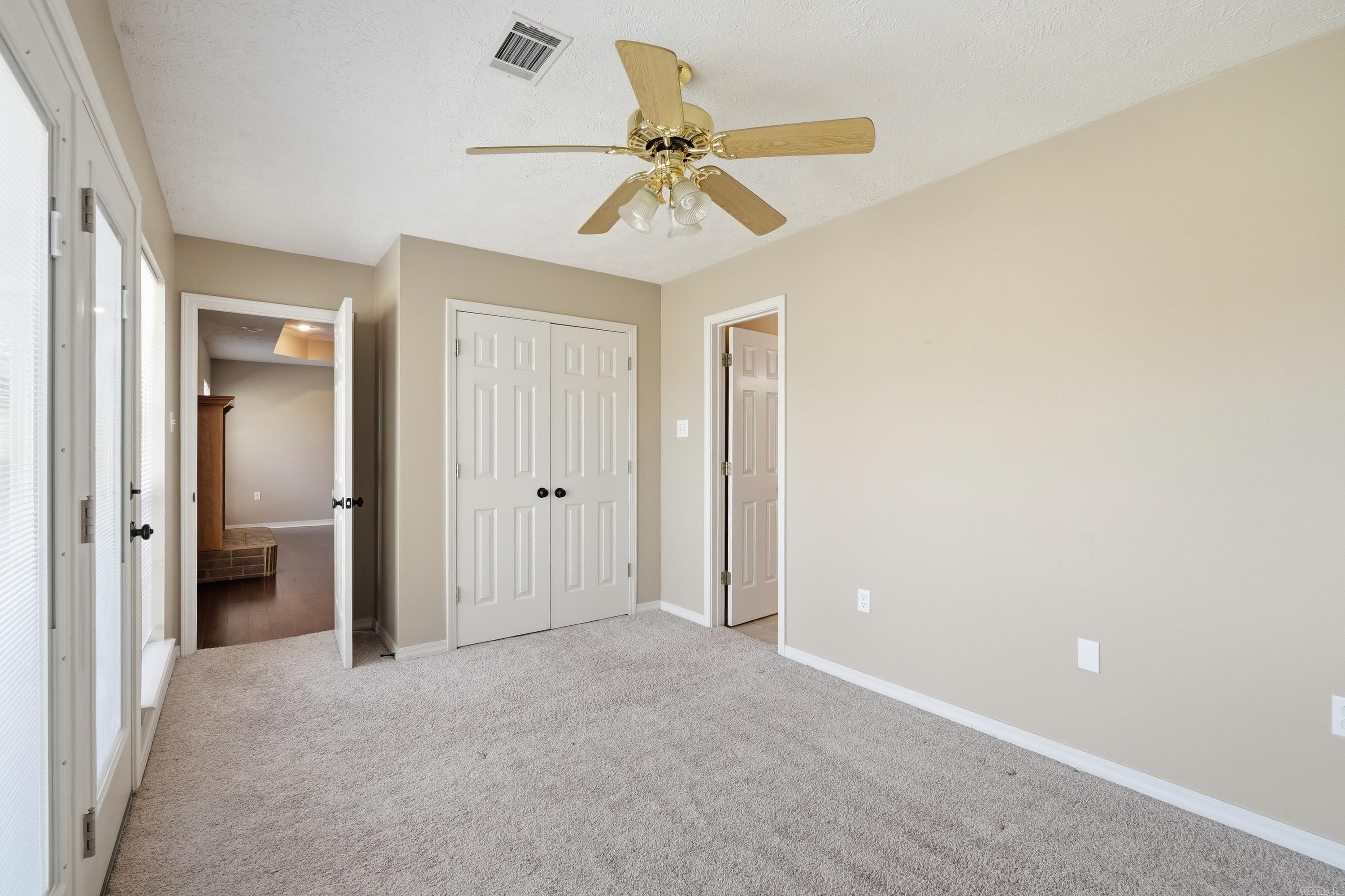 SHADY MEADOW - Residential