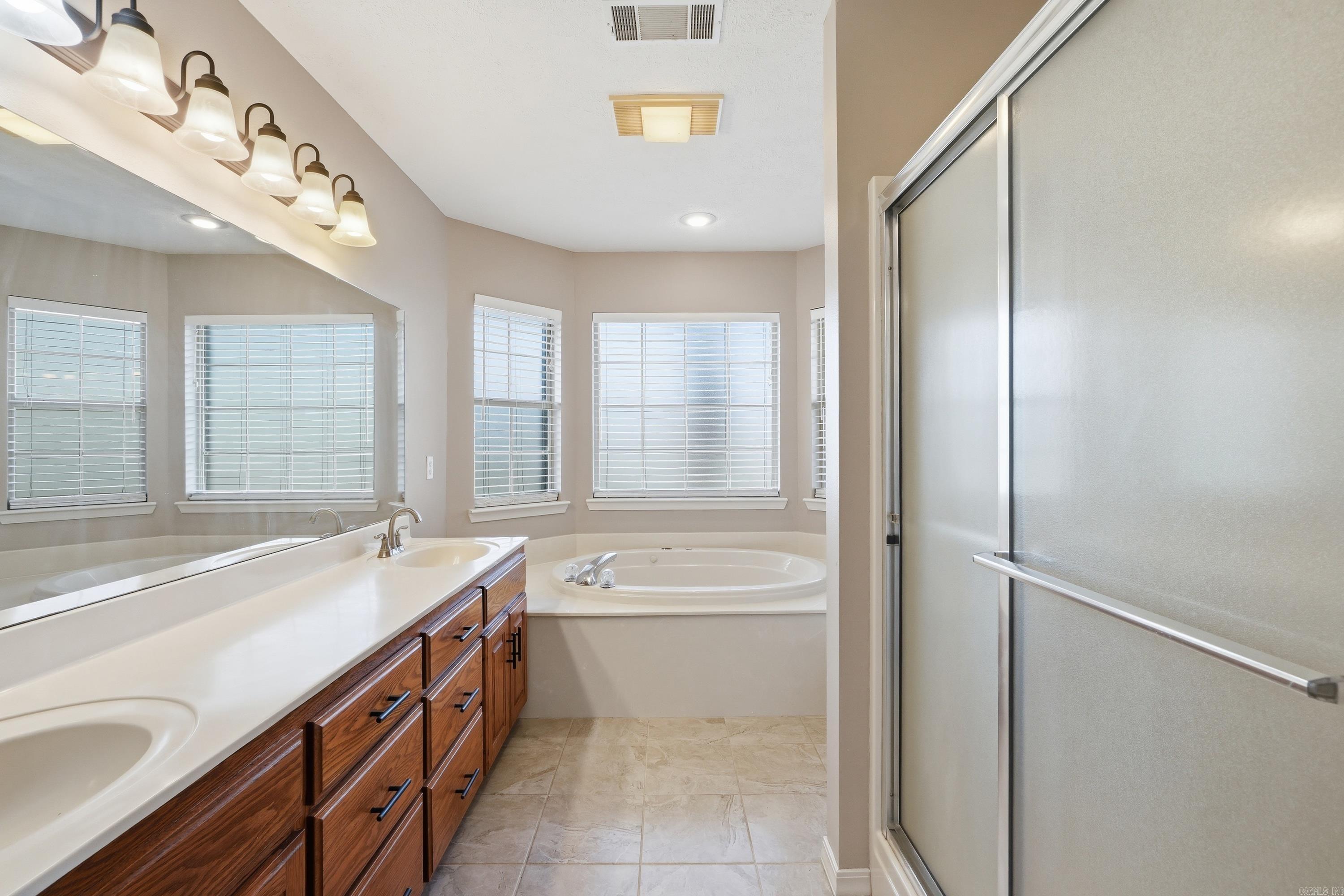 SHADY MEADOW - Residential