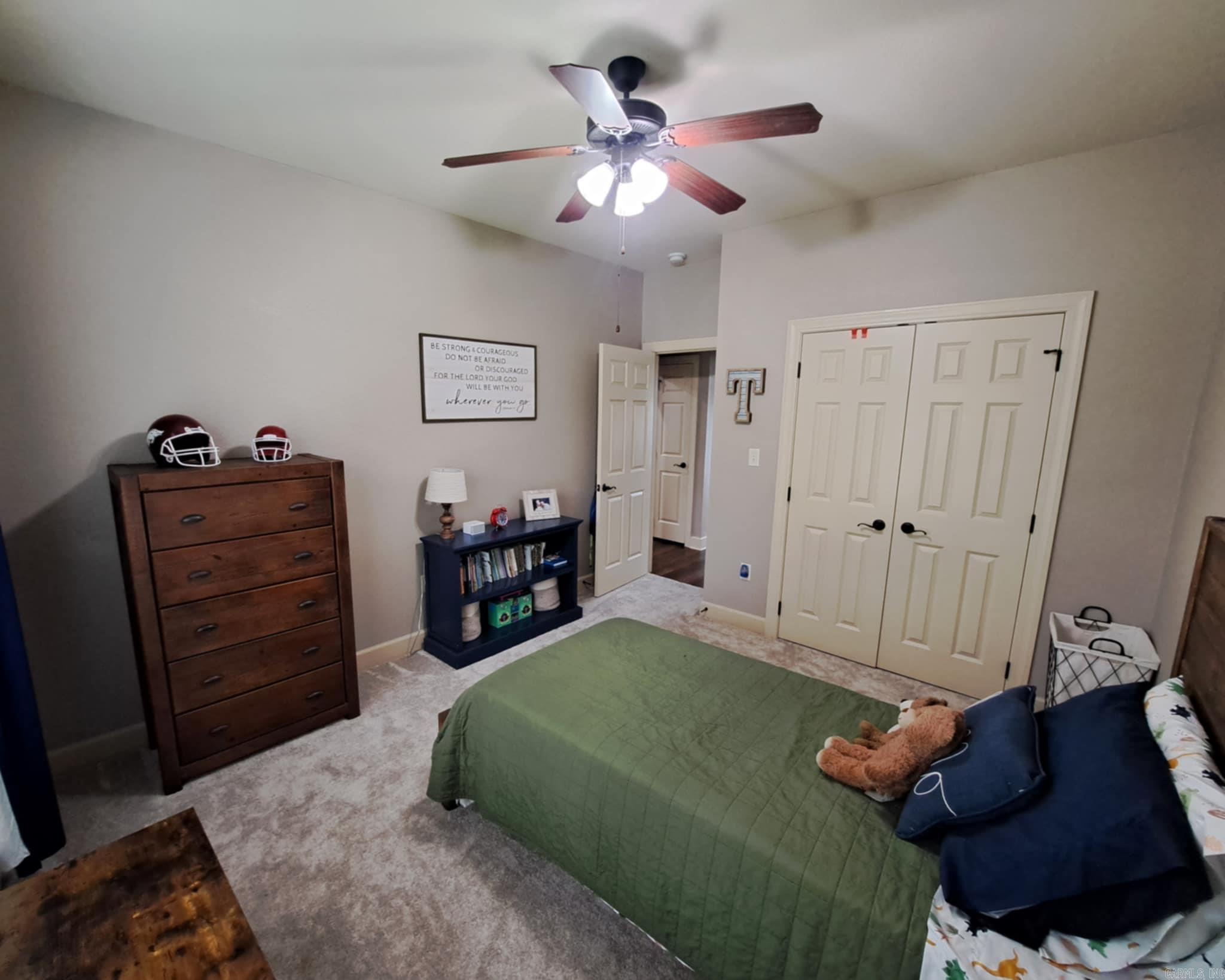 HUNTINGTON ESTATES - Residential