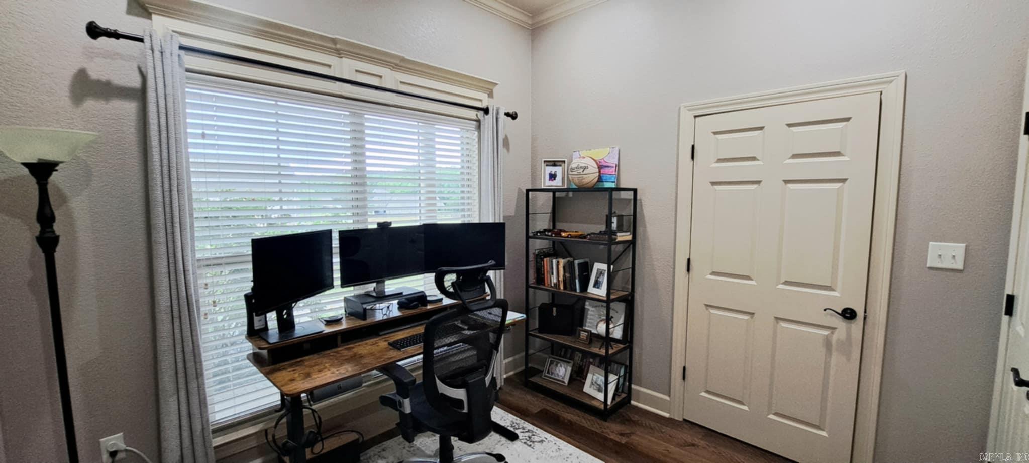 HUNTINGTON ESTATES - Residential