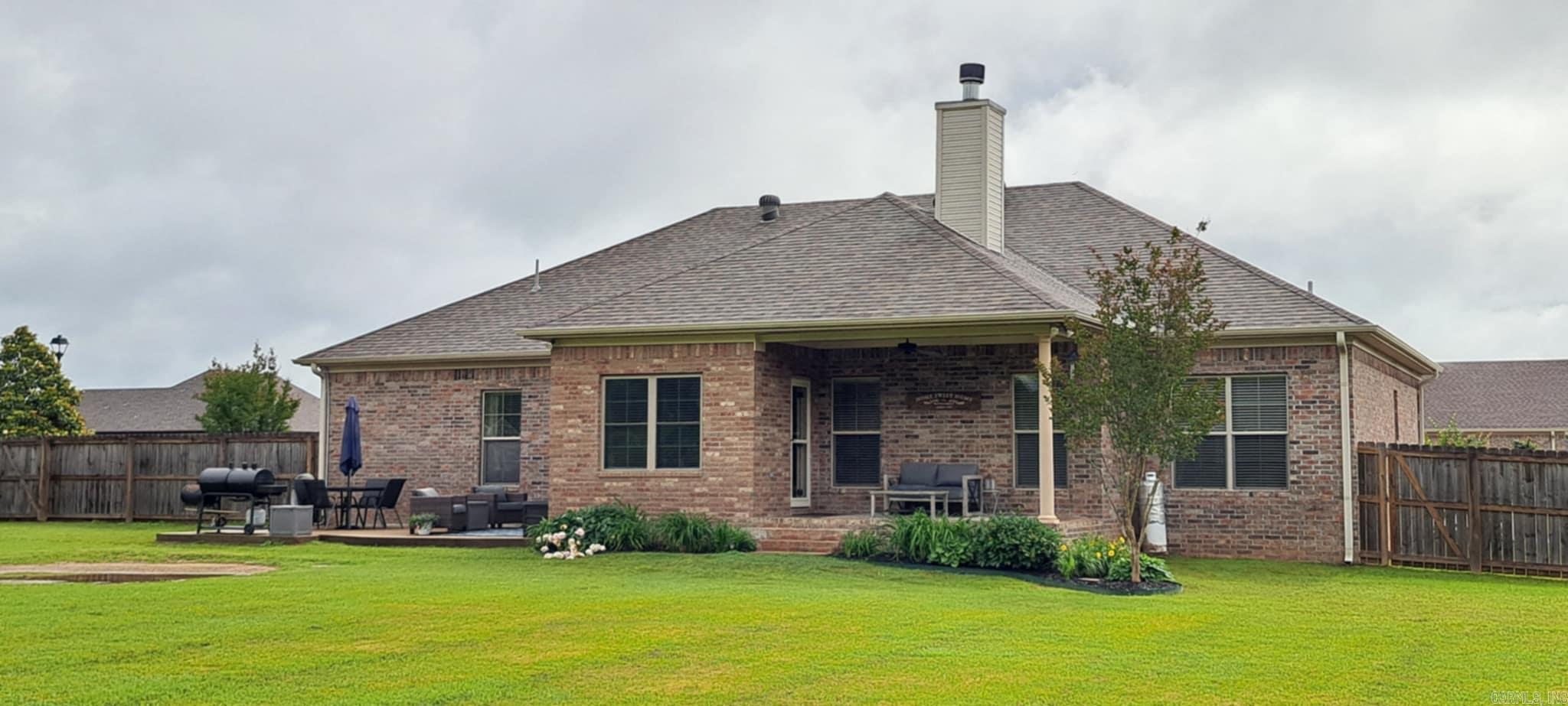 HUNTINGTON ESTATES - Residential