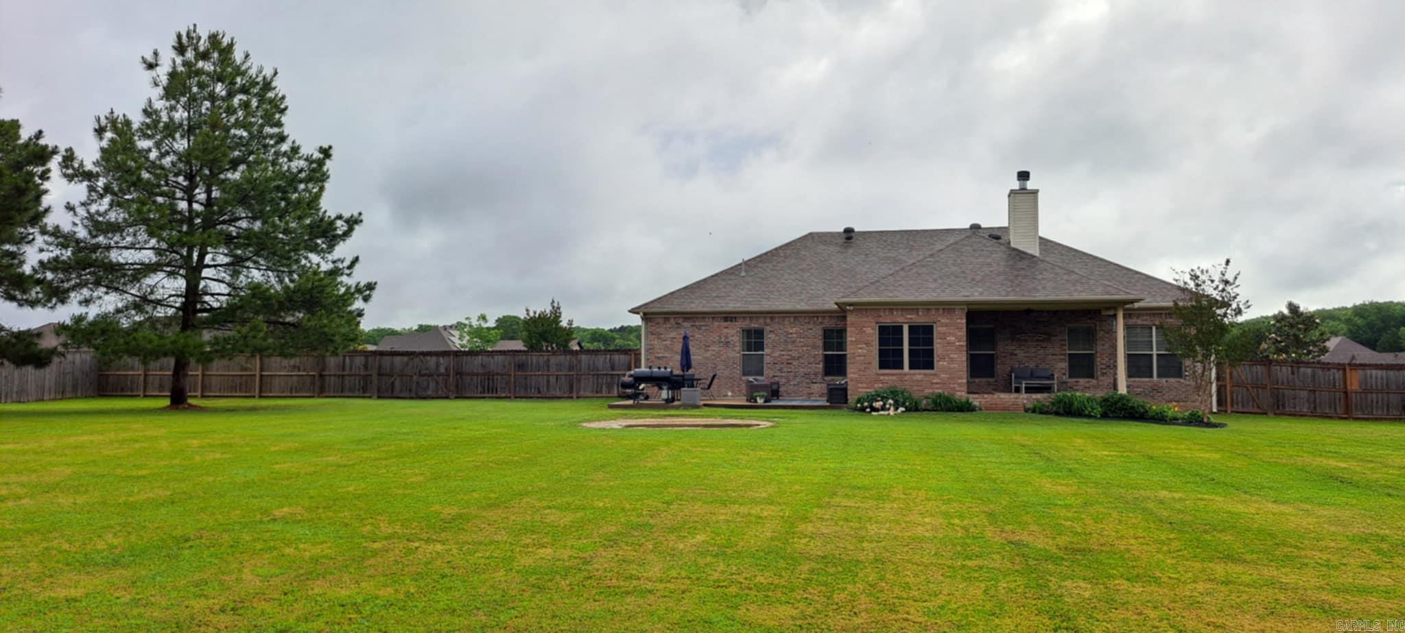 HUNTINGTON ESTATES - Residential