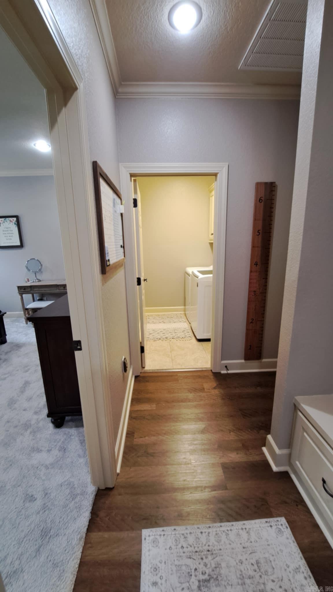 HUNTINGTON ESTATES - Residential