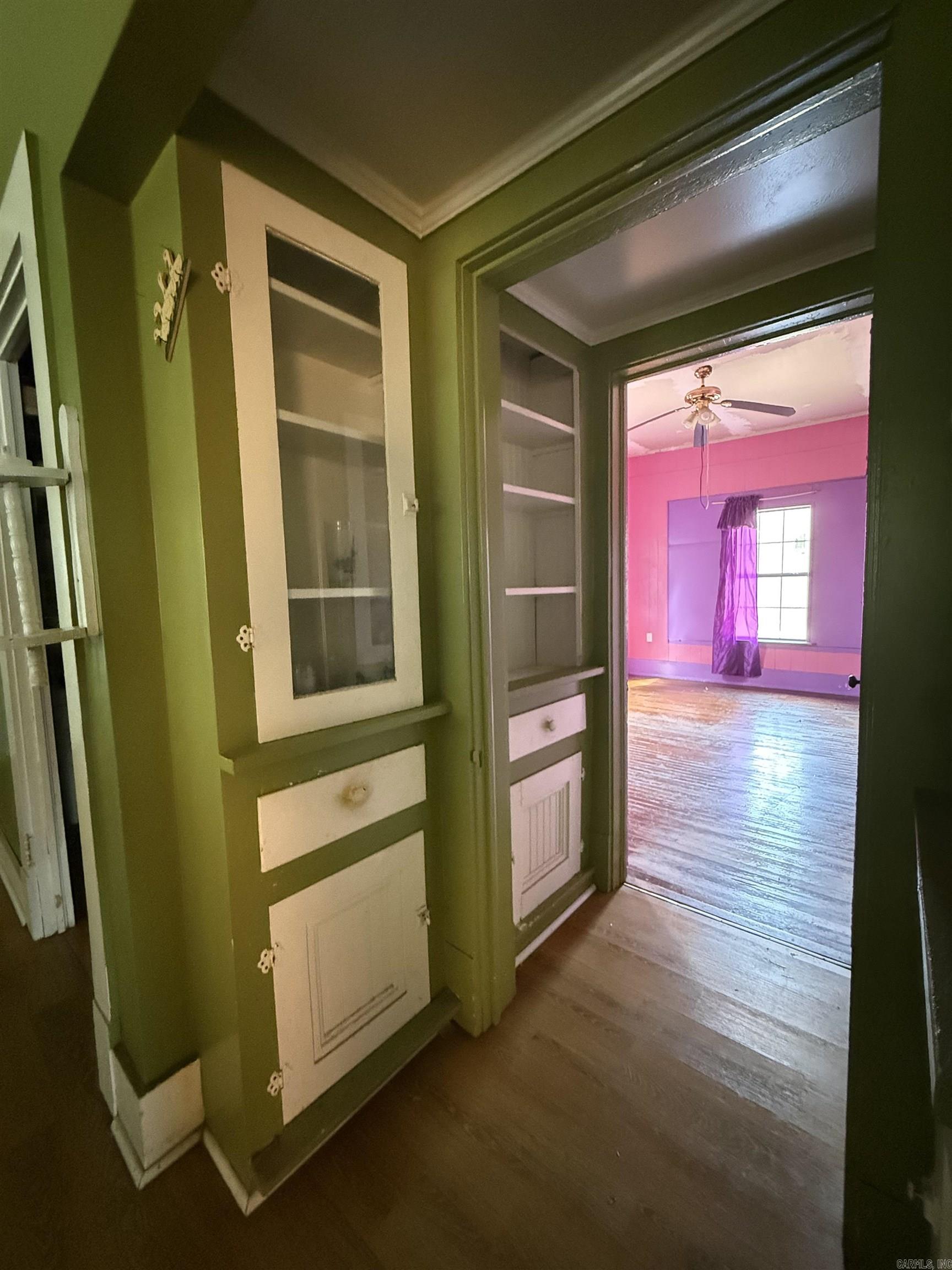 TRAMMEL - Residential