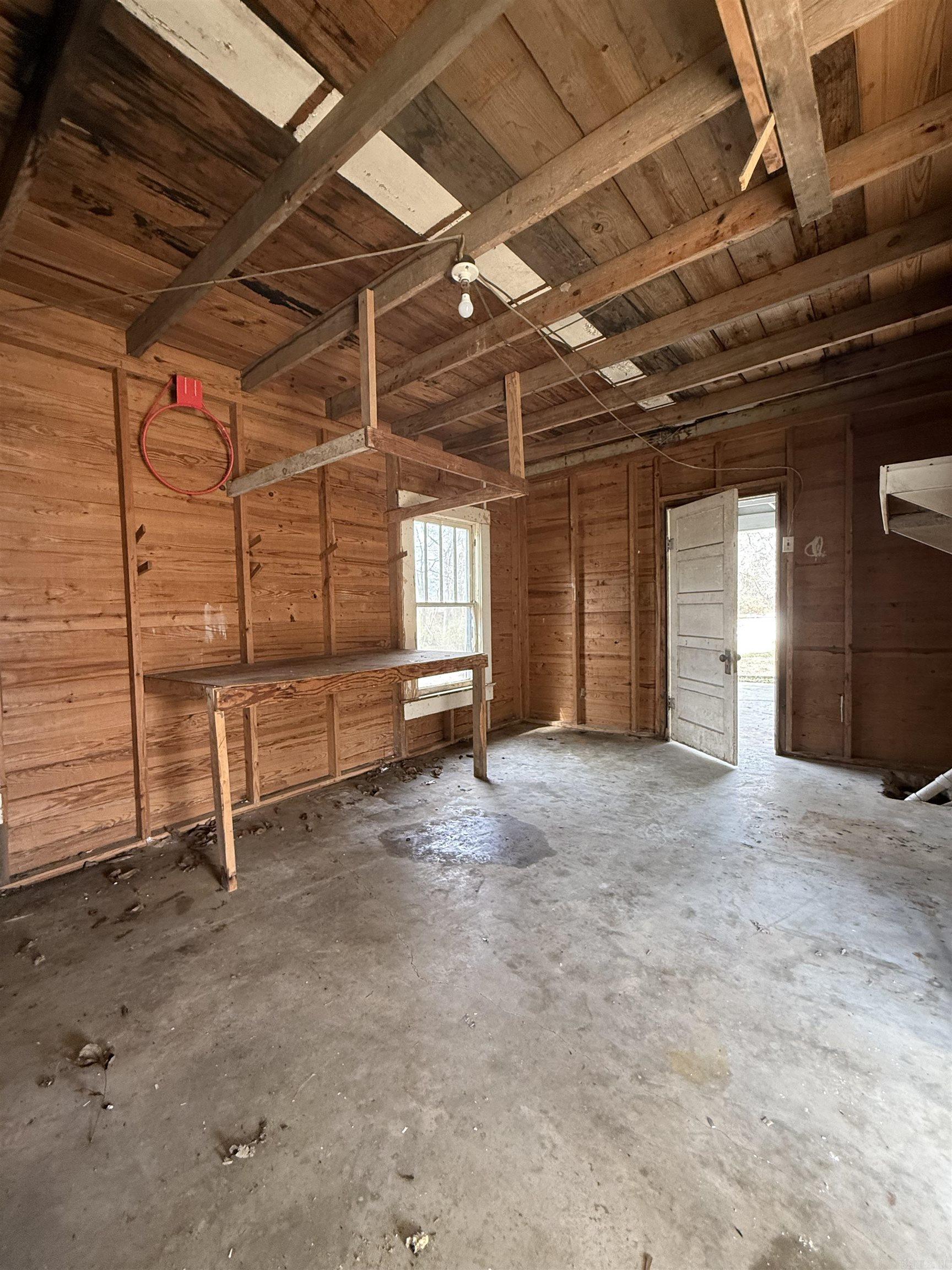 TRAMMEL - Residential