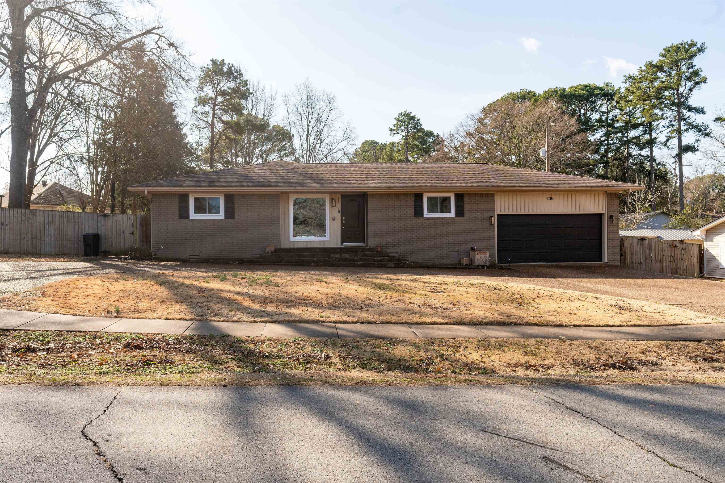 4 BEDROOM,3 BATH,1992 sf Brick Home located close to Heber Springs Schools, Greers Ferry Lake ,Sandy Beach and all the many amenities Heber Springs offers. UPDATED AND READY FOR YOU TO MOVE IN. Wood privacy fence. Circle drive, Great Room plus a large Bonus What Ever Room. Primary Bedroom is spacious with ensuite. Seller has replaced dishwasher. New water resistant vinyl flooring, garage door opener, and outside faucets. Garage has electric doors, overhead storage, and work shop area. Great full time or week end home. Contact your Agent to see.