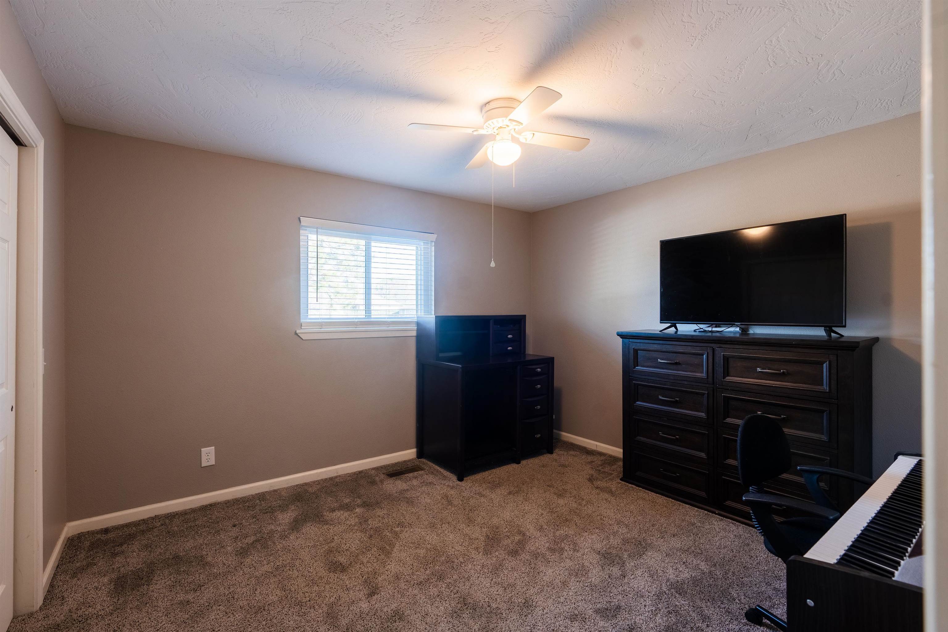 CEDAR RIDGE - Residential
